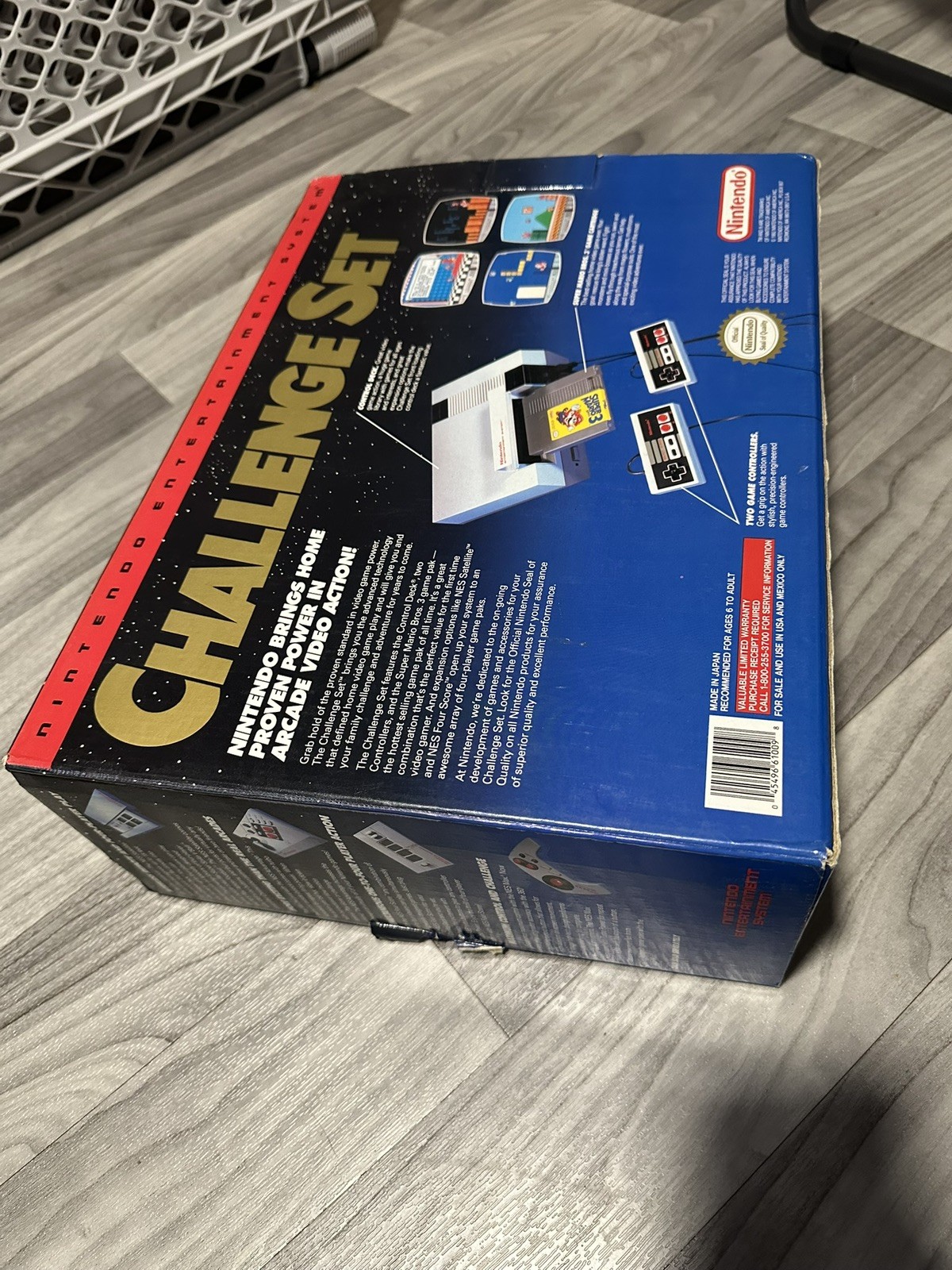 1992 Nintendo NES Challenge Set Super Mario 3 Video Game Console