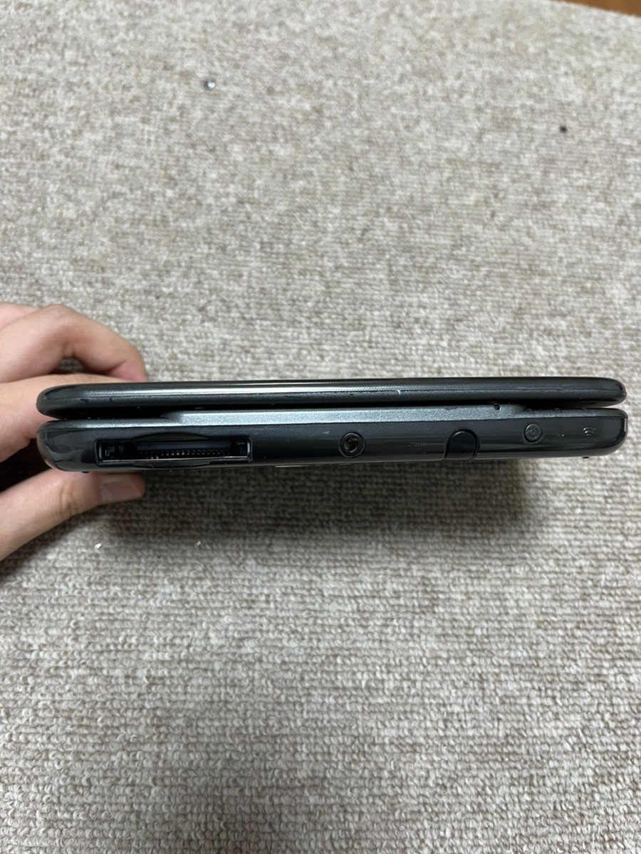 New 3DS LL XL Metalic black Japan Nintendo Console region Japanese B866