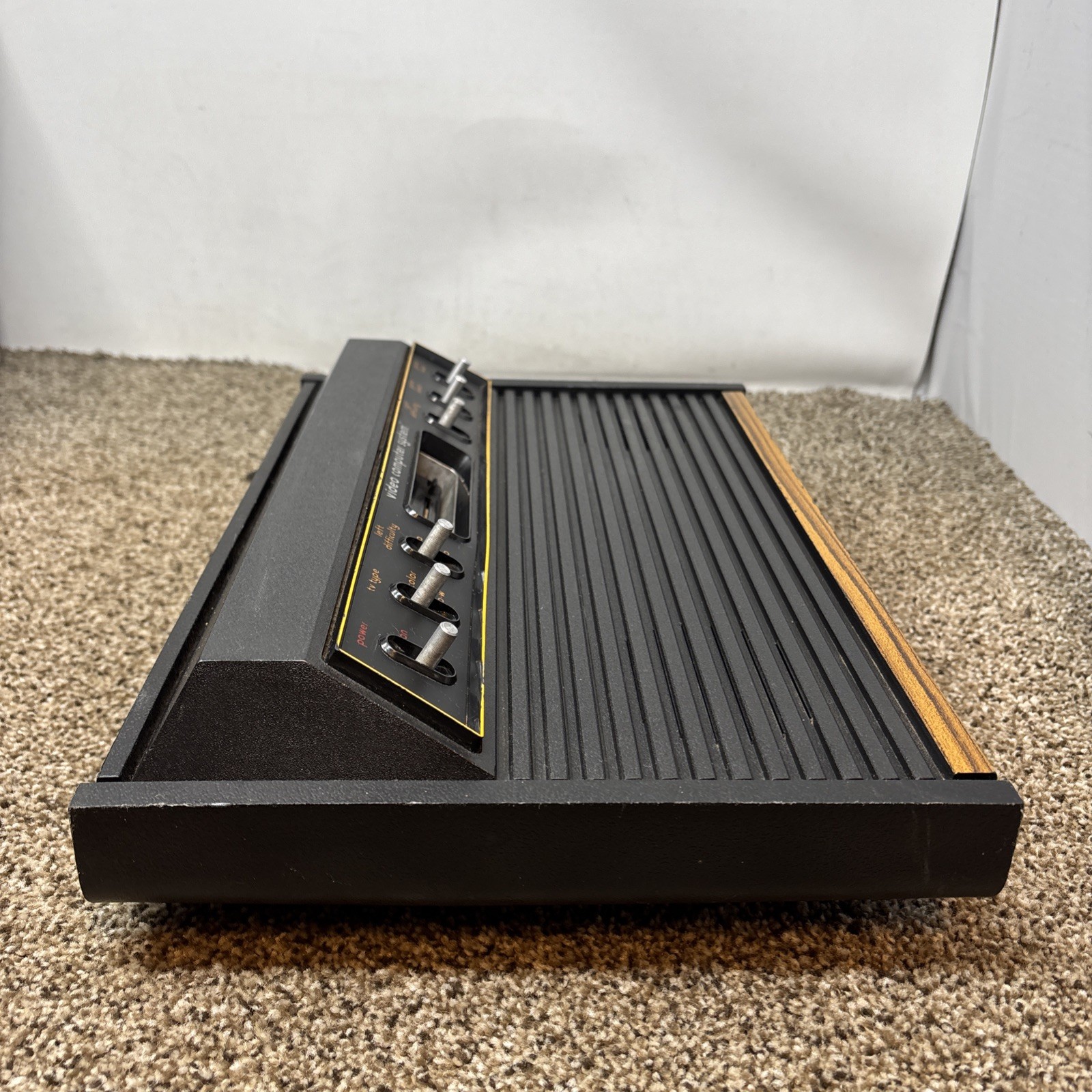 Atari 2600 Heavy Sixer Console In Box Chess Piece Box Tested Works Bundle