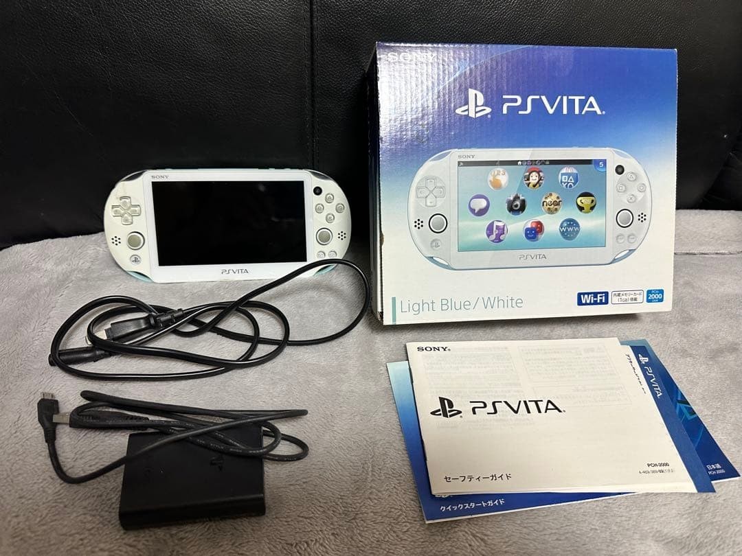 PS Vita Light Blue White PCH 2000 ZA14 Console CIB Tested