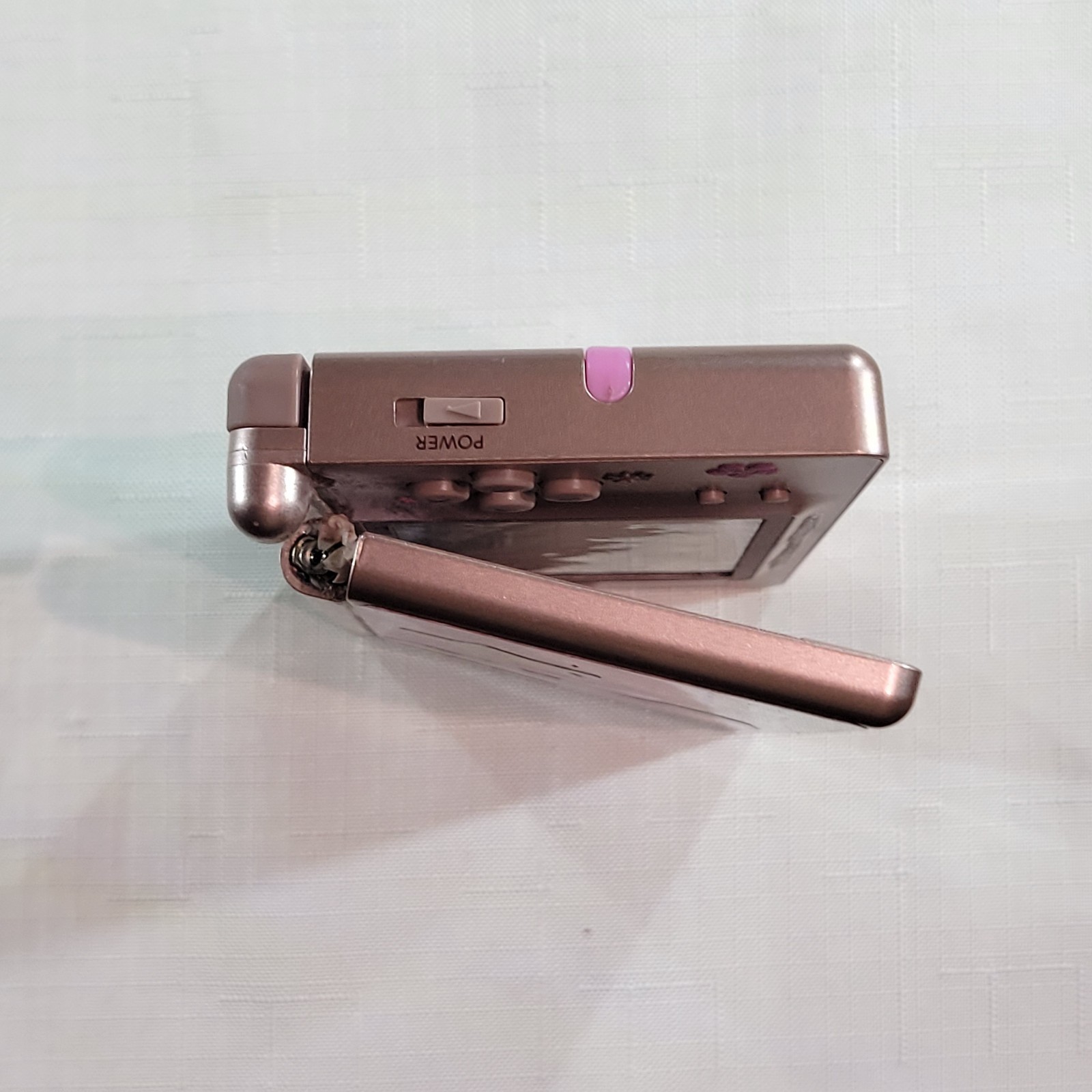 Nintendo DS Lite Metallic Rose Pink + Super Princess Peach Lunchbox ⭐️ Damage ⭐️
