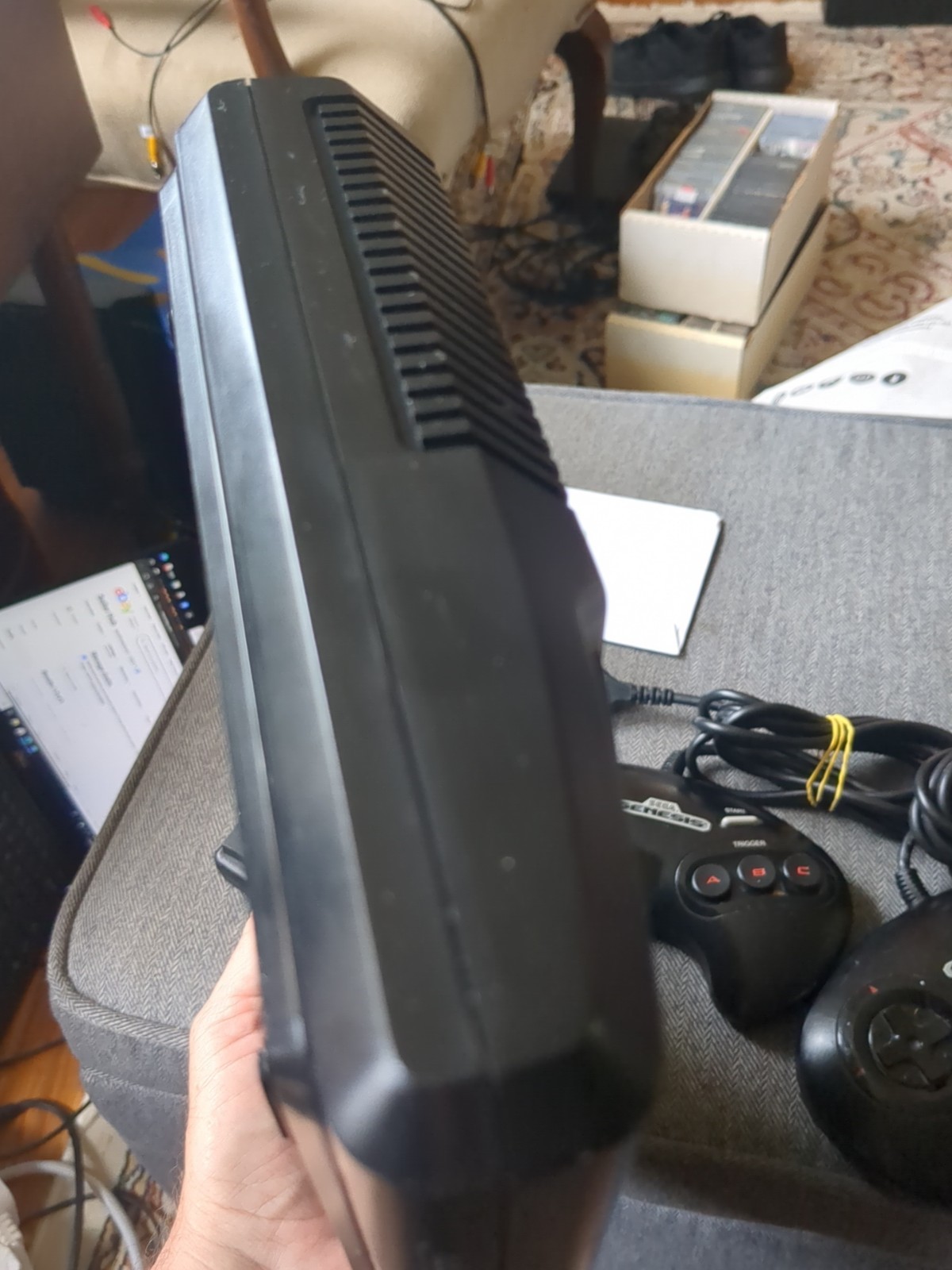 SEGA GENESIS Console MK-1601 AUTHENTIC Video Game System 1st Model 2 Controller