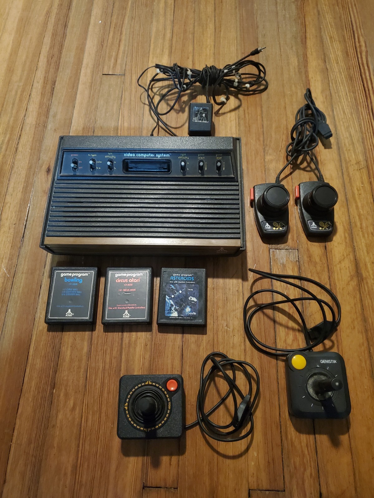 Vintage Atari 2600 Video Game Console Bundle Tested/Works