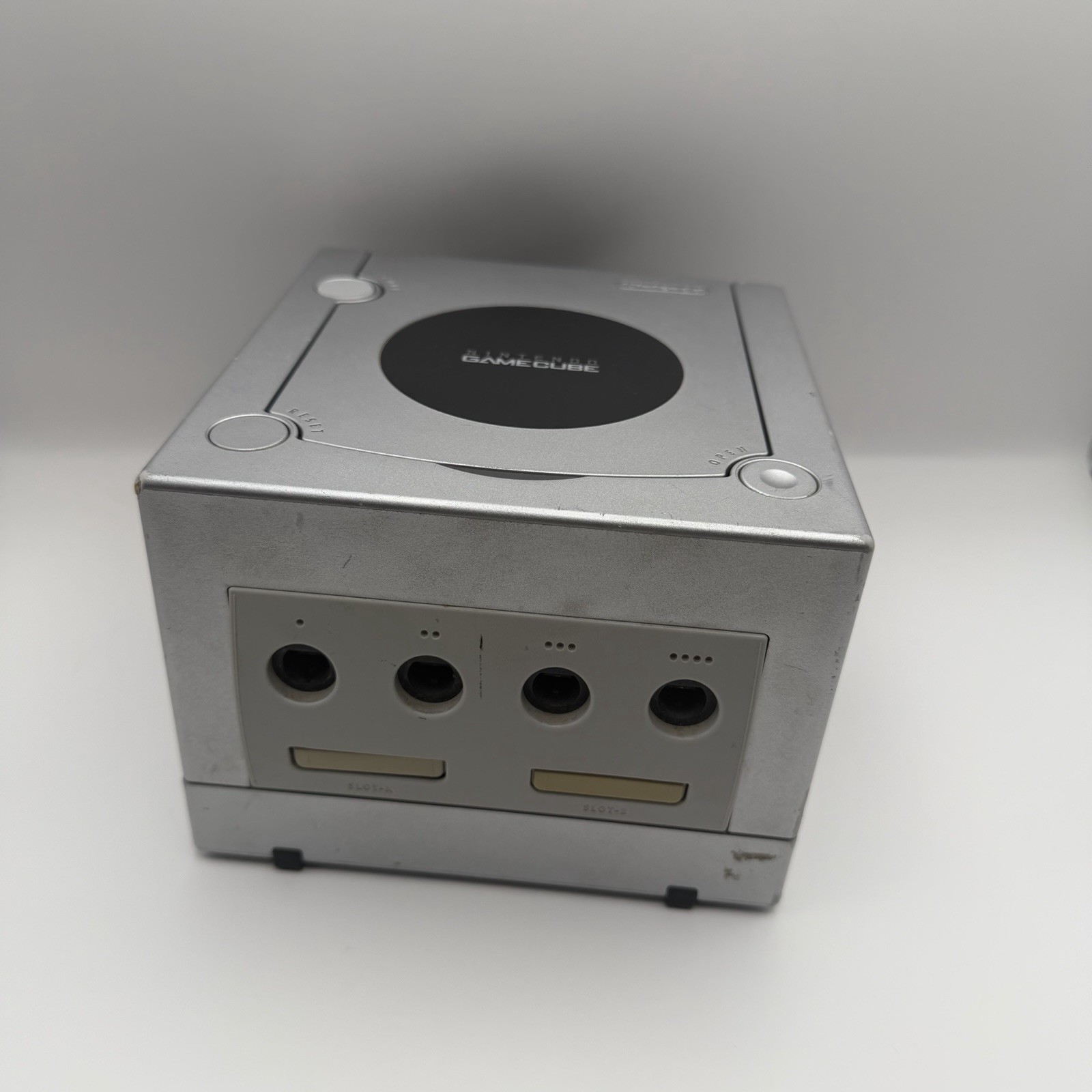 Nintendo GameCube Platinum/Silver Console Console Only – TESTED AND WORKING
