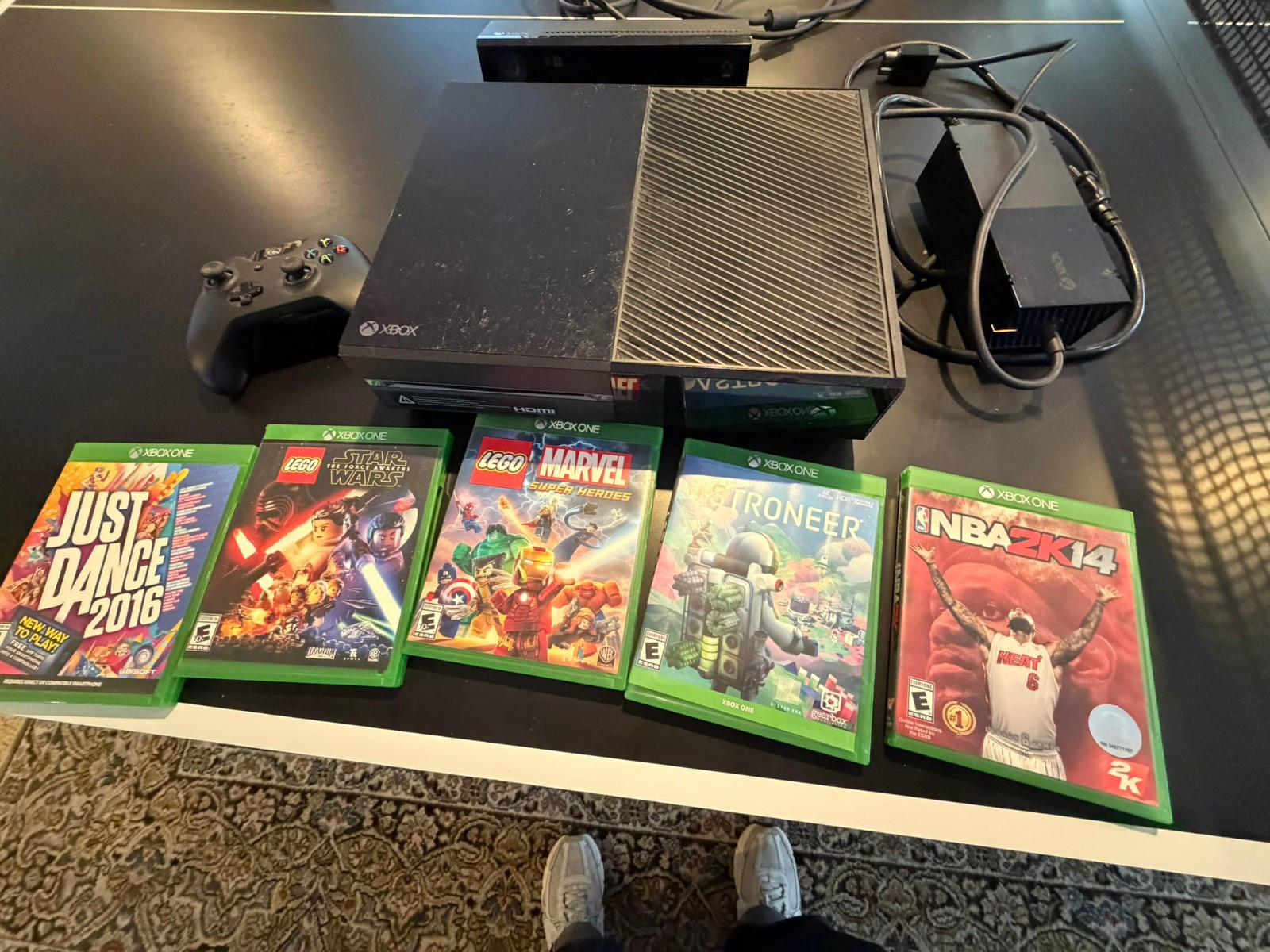 Microsoft Xbox One 500GB Console – Black (5C5-00025)