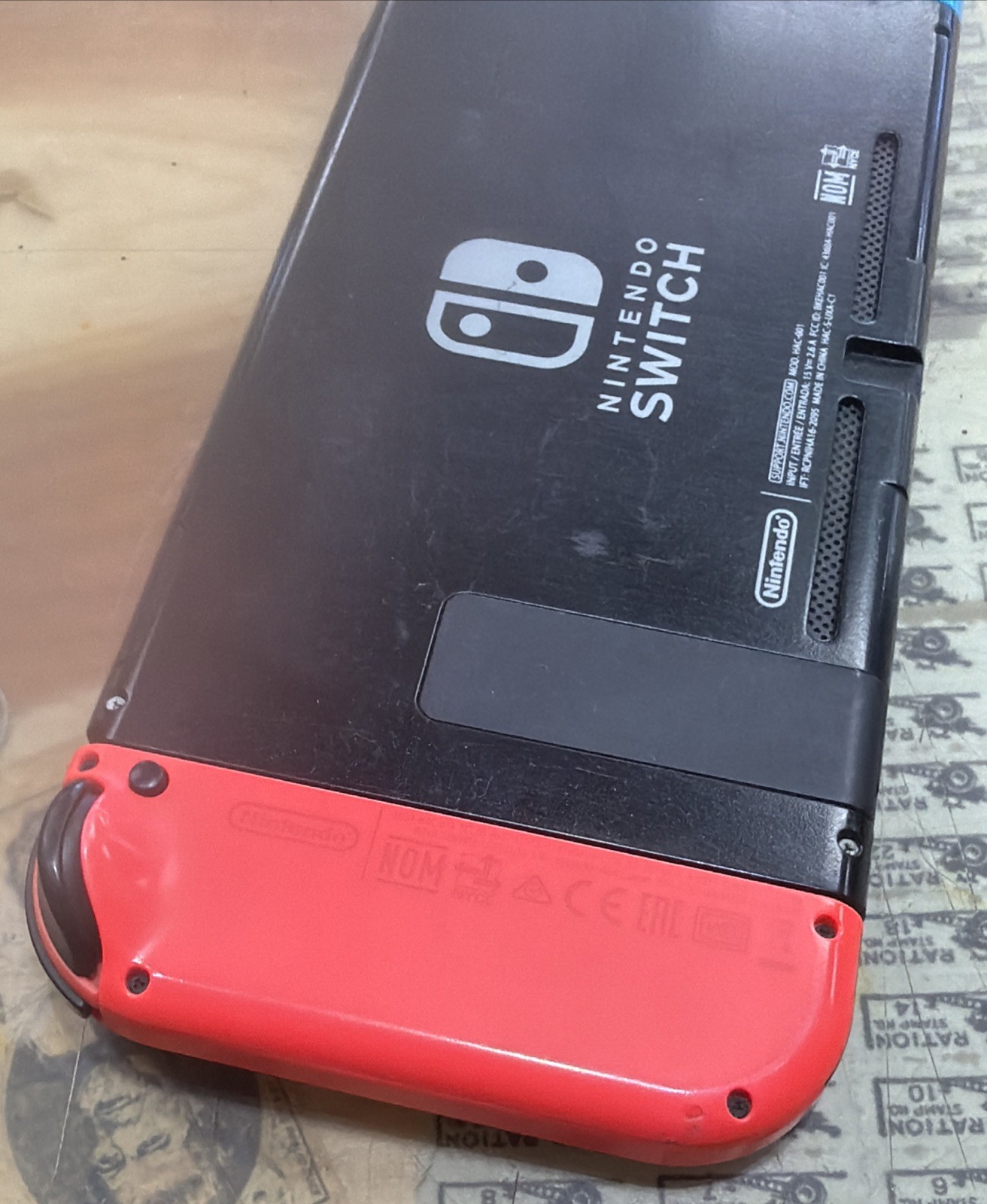 Nintendo Switch 32GB Game Console Only with Neon Blue / Red Joy-Con, (HAC-001)