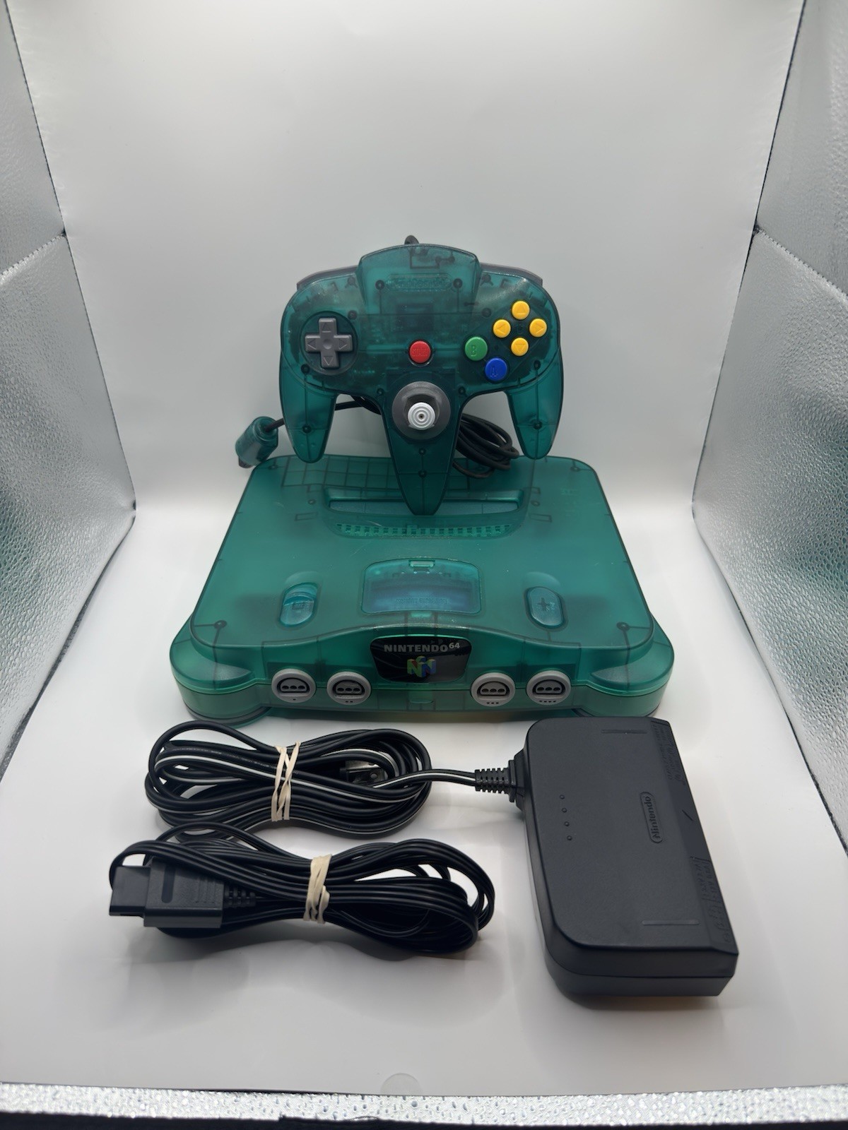 Funtastic Ice Blue Nintendo 64 N64 Console Video Game System Bundle Tested