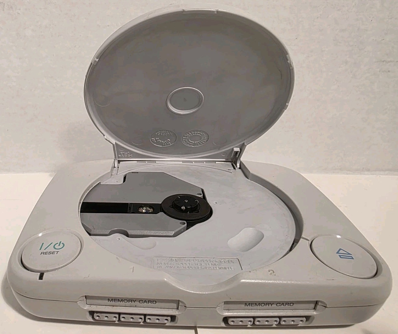 Sony Playstation PS One Console Carrying Bag 2 Controllers 2 Memory Cards
