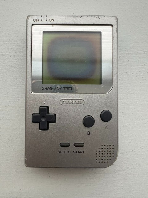 Nintendo Game Boy Pocket MGB-001 – Silver – 100% OEM – Working – Needs LCD