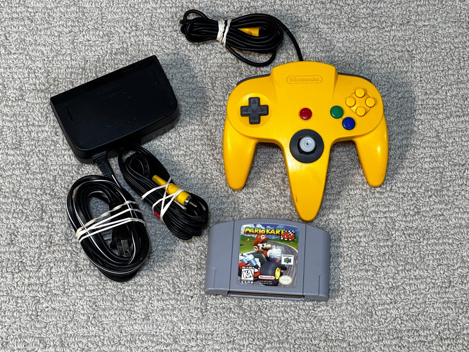 Nintendo 64 N64 Console Bundle Tested w/ OEM Controller + Hookups & Mario Kart