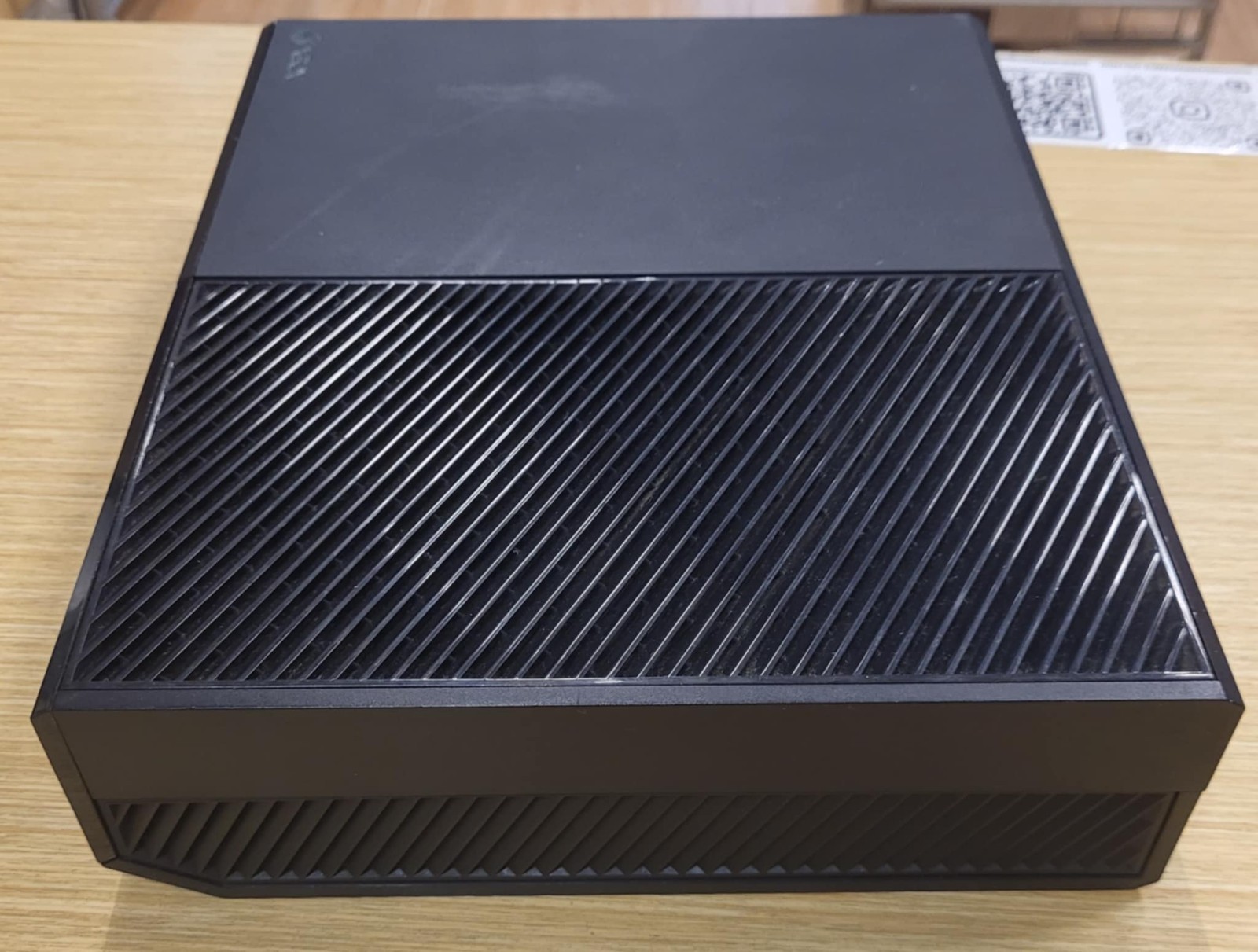 Microsoft Xbox One 500GB Console 1540 – DAMAGED CASE & DISC TRAY CONSOLE ONLY