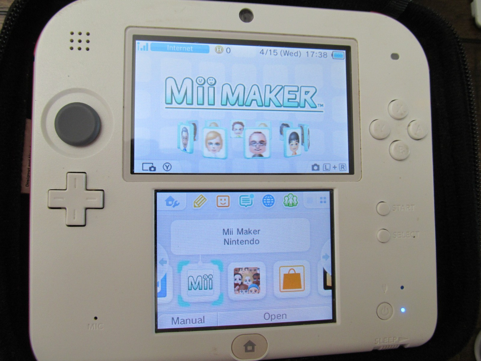 Nintendo 2DS Handheld Game Console Bundle Red White