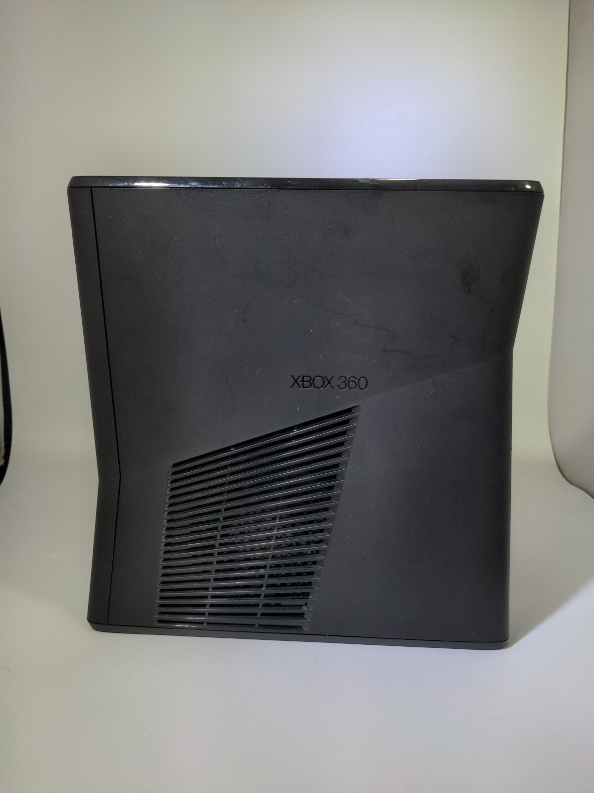 Xbox 360 S Slim 4GB Console Bundle Controller Lot Of 5 Games #ML