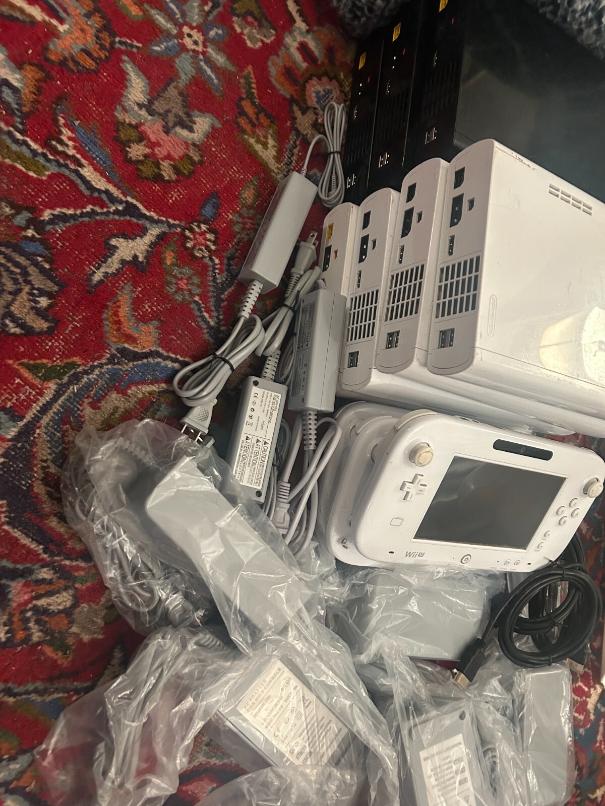 Nintendo Wii U Console Bundle w/ 128GB SD Card, Complete with Extras! (White)