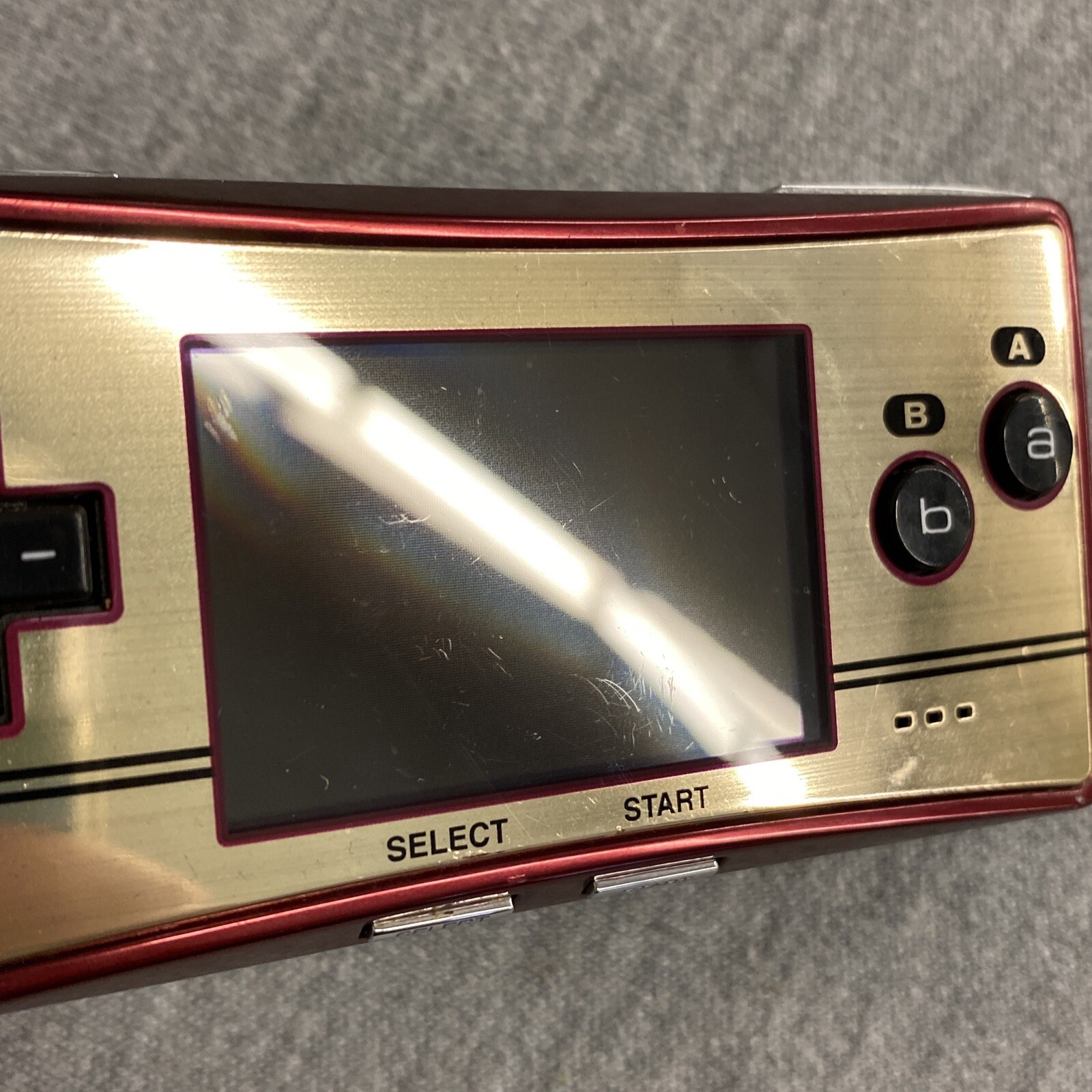 Nintendo GameBoy micro System – 20th Anniversary Red & Gold – Complete in box