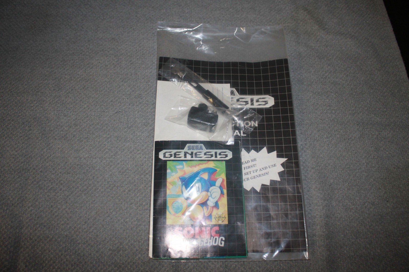 SEGA Genesis Console MK-1611 Core System Complete in Protective Box Circa 1989