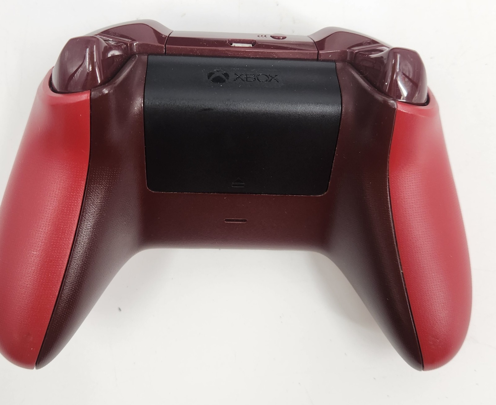 Xbox One 500GB Console Bundle with Red Wireless Controller, Power & HDMI Cable