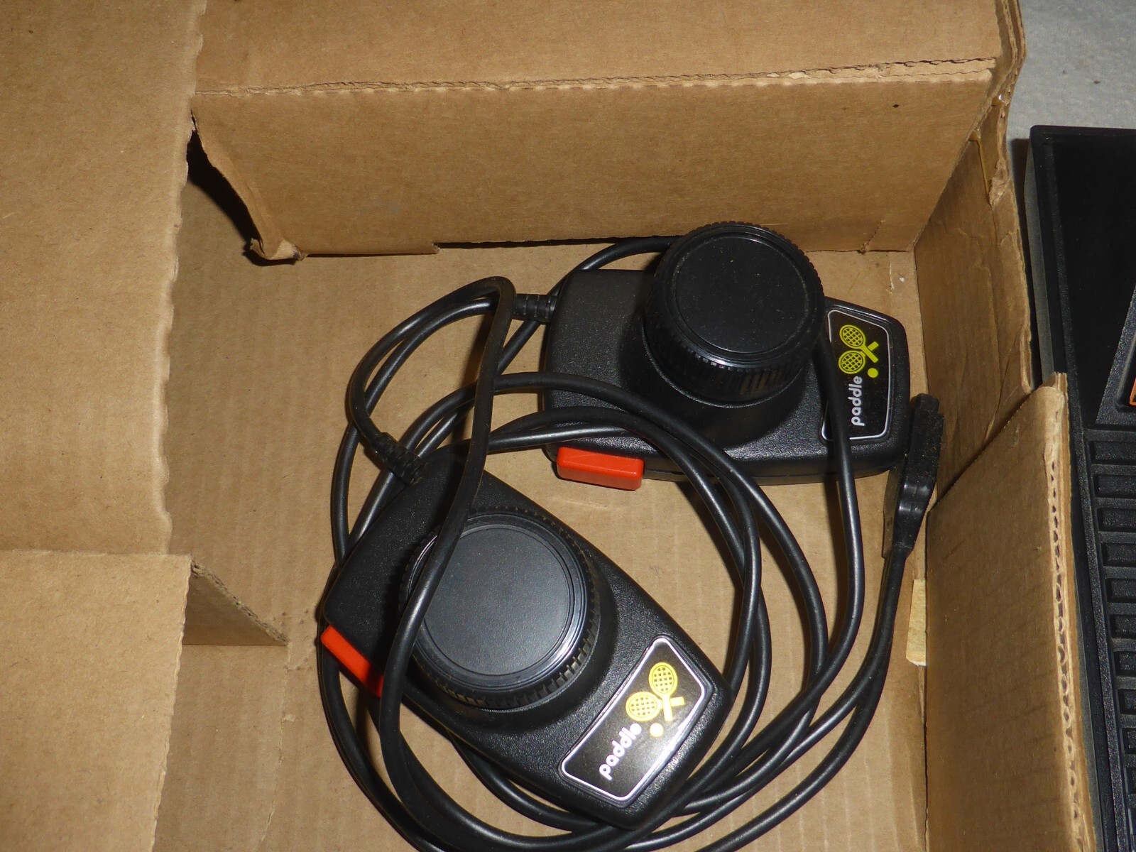 ATARI 2600 VIDEO COMPUTER SYSTEM FACTORY RECONDITIONED CX-2600 W BOX TAIWAN