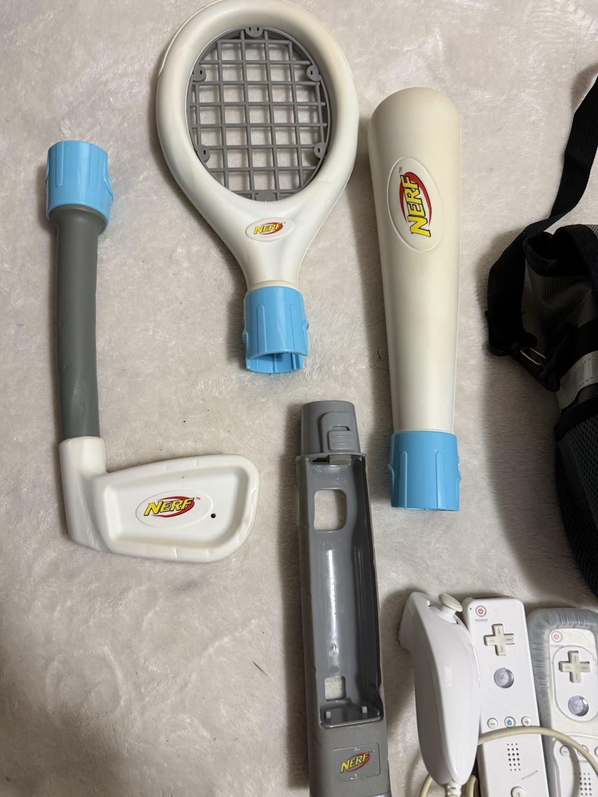 Nintendo Wii Console Bundle 4 Remotes 5 Games Nerf Sports Set Wii Play