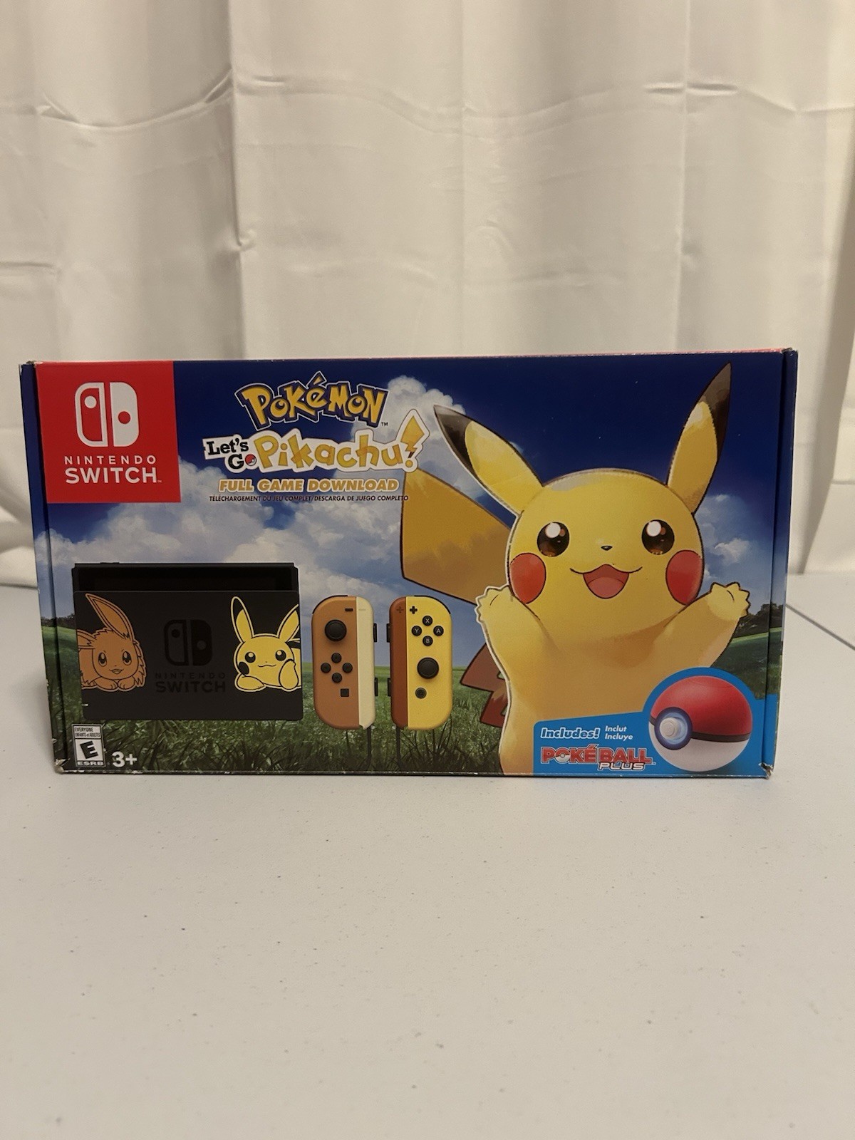 Nintendo Switch Pokémon Let’s Go Pikachu Console With Pokeball CIB Complete
