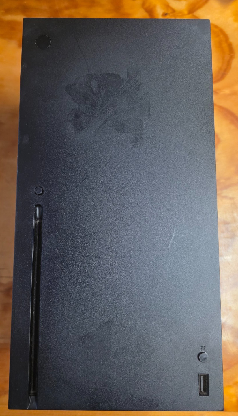 Microsoft Xbox Series x Console FOR PARTS, TURSN ON, NEEDS HDMI REPAIR!