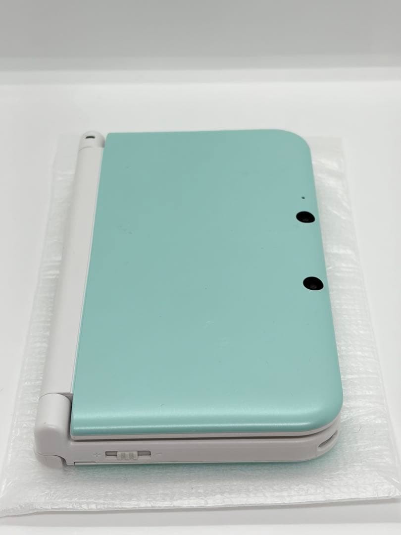 3DS/2DS/DS Nintendo 3Dsll Mint White Body Complete With Accessories Japan