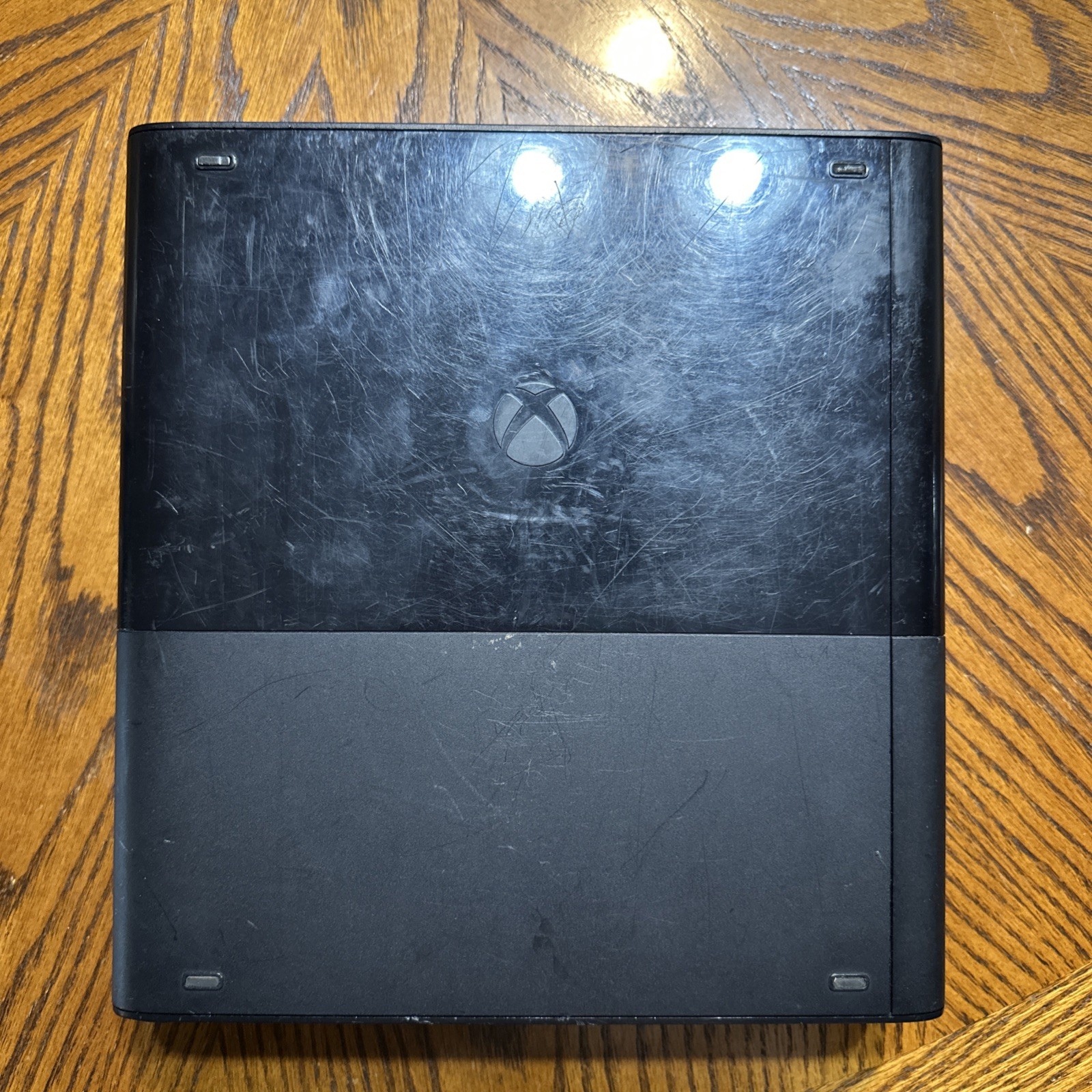 Xbox 360 E 4GB Model 1538 Console For Parts UNTESTED