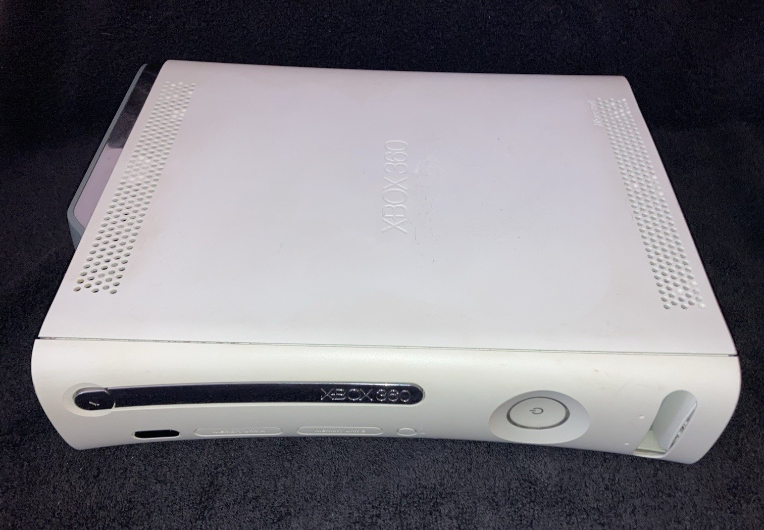 Microsoft White Xbox 360 W/20GB Hard Drive Console Only **READ**