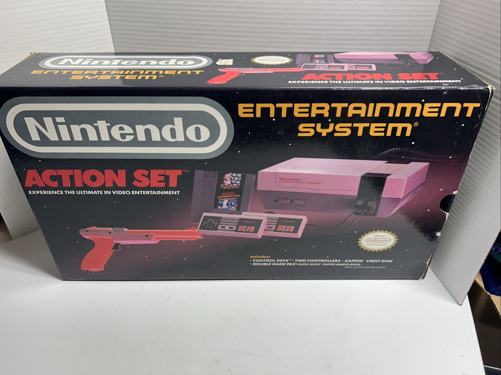 Nintendo NES Action Set Console Complete in box Box Is In Great Shape Tested