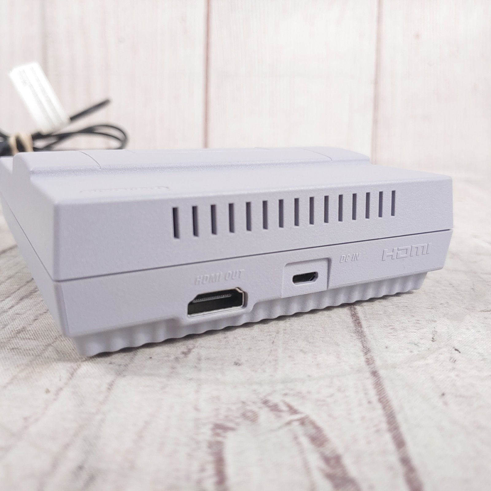 Nintendo SNES Classic MINI – 2 CONTROLLERS + POWER – Super Nintendo CLV-201