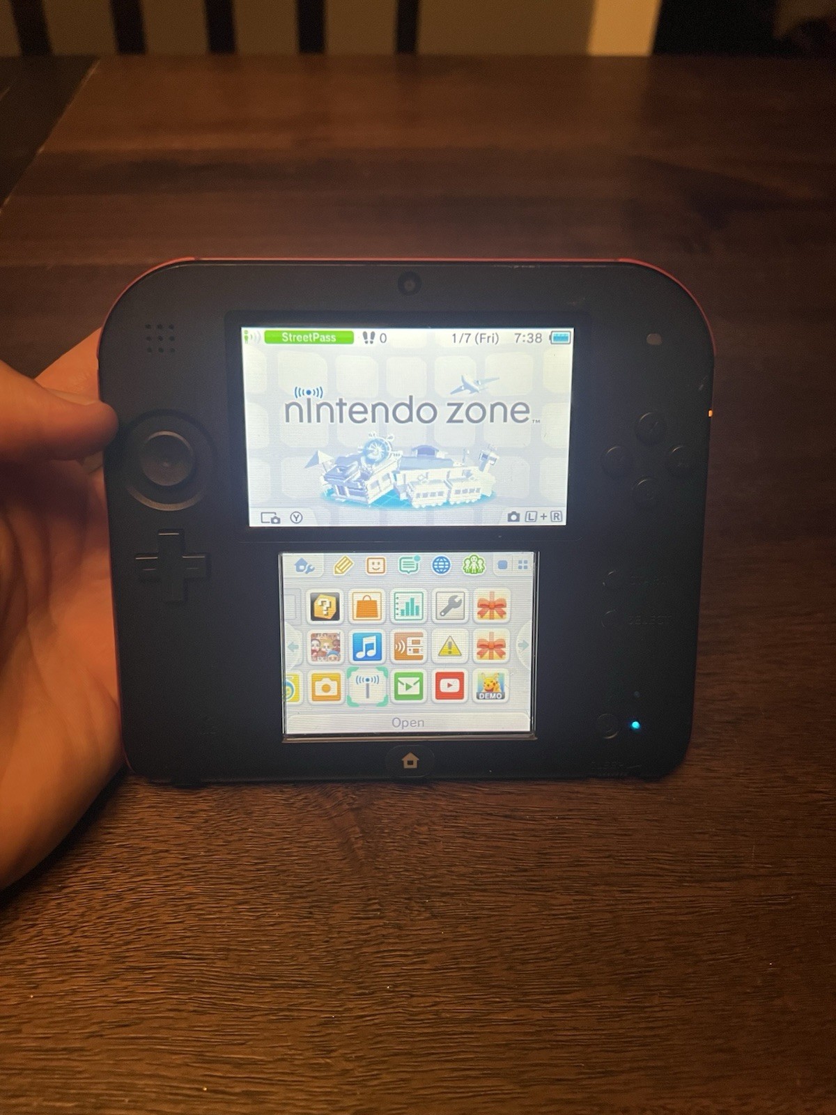 Nintendo 2DS Crimson Red , missing stylus and charger. Works as intended