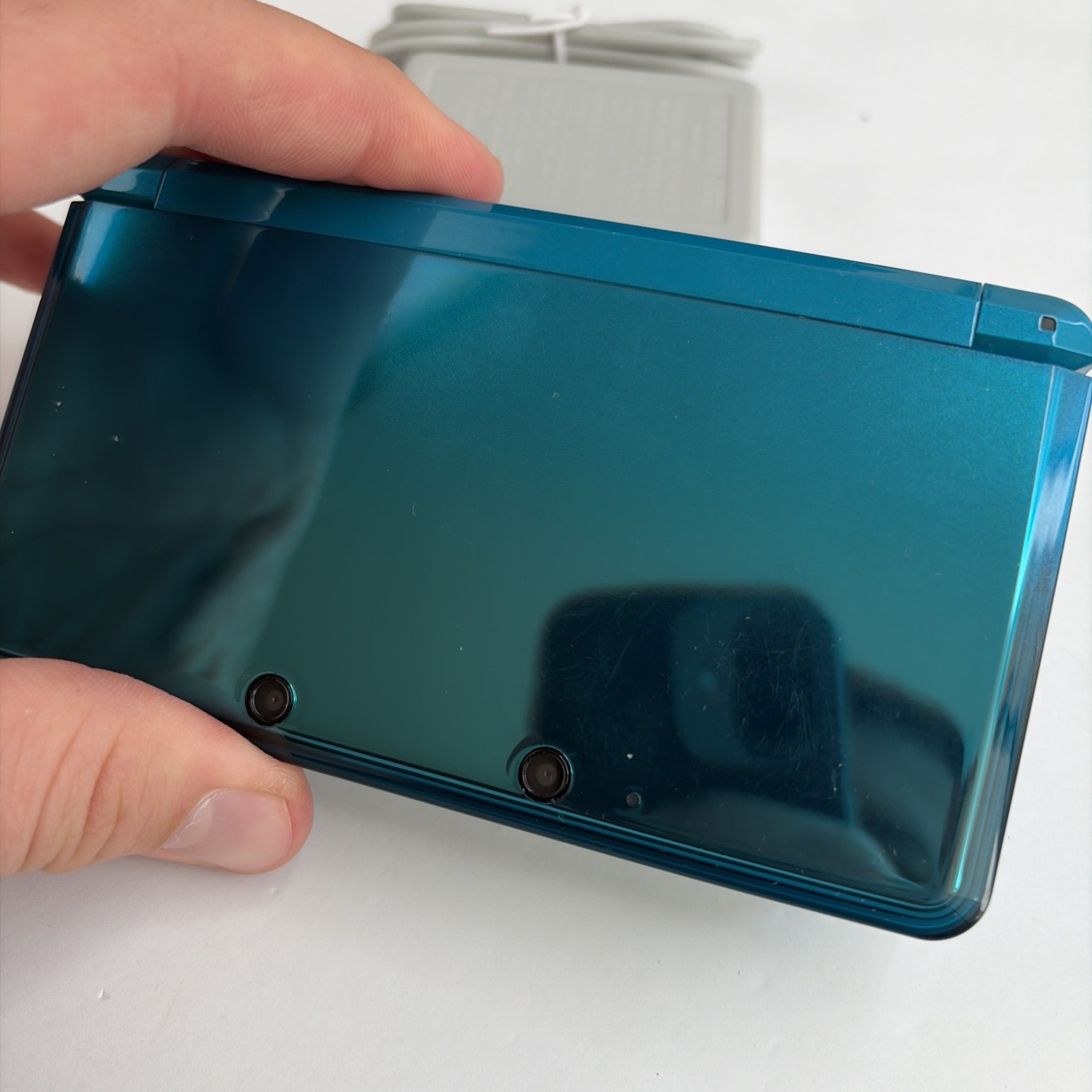 Nice! Nintendo 3DS Handheld Video Game Console Aqua Blue CTR-001 (USA) W Charger