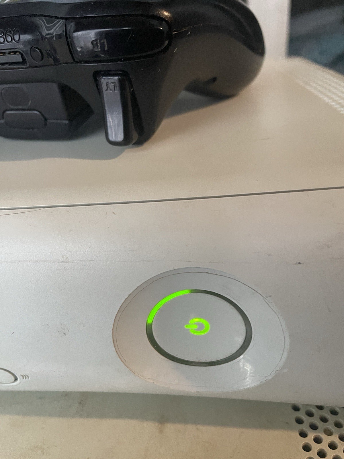 xbox 360 console With 2 Controller No Batteries. Wired Internet Needed