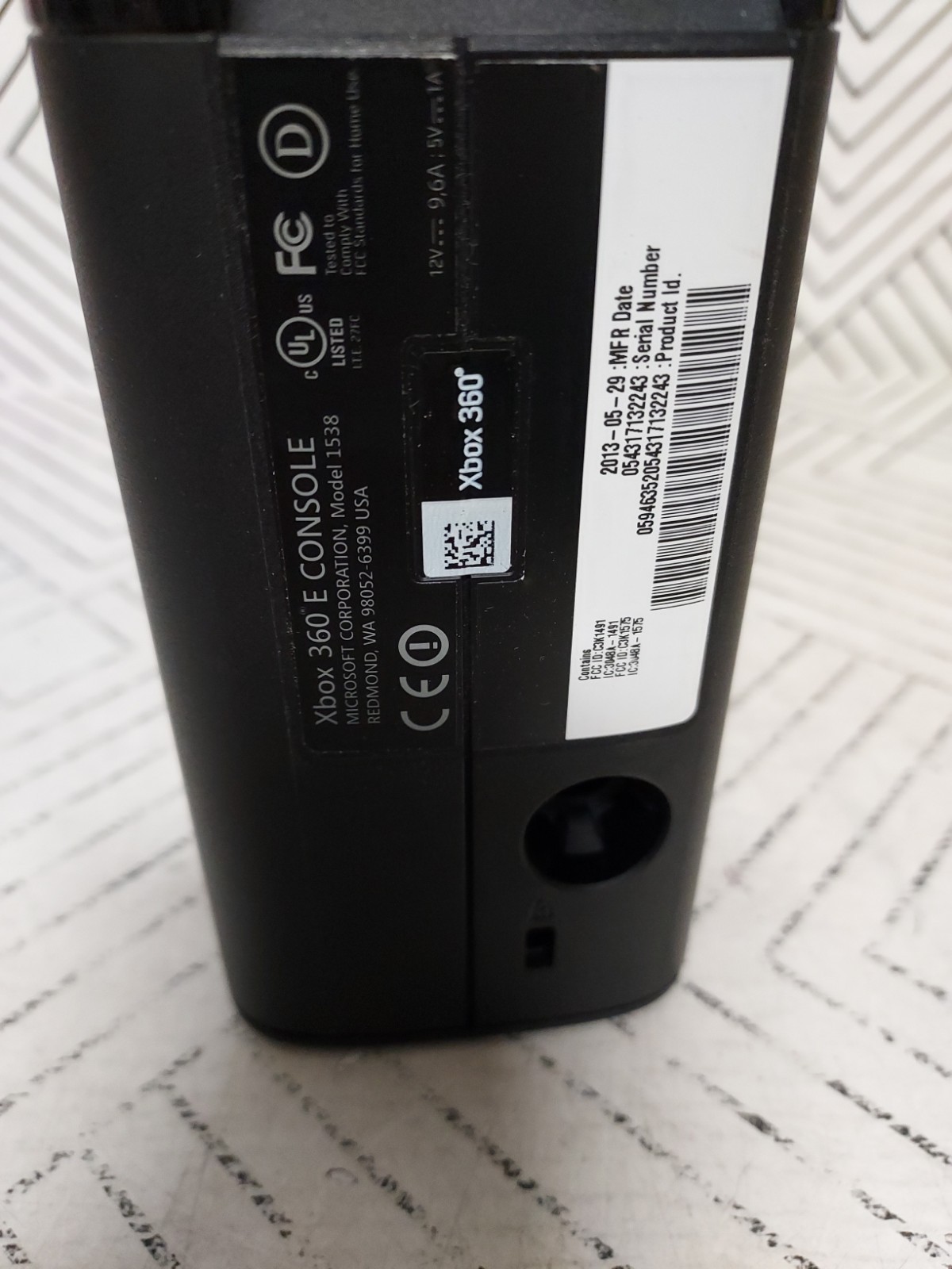 ➿️ Microsoft XBox 360 E System BLACK Console 4GB 👉Parental Password/LOCKED👈