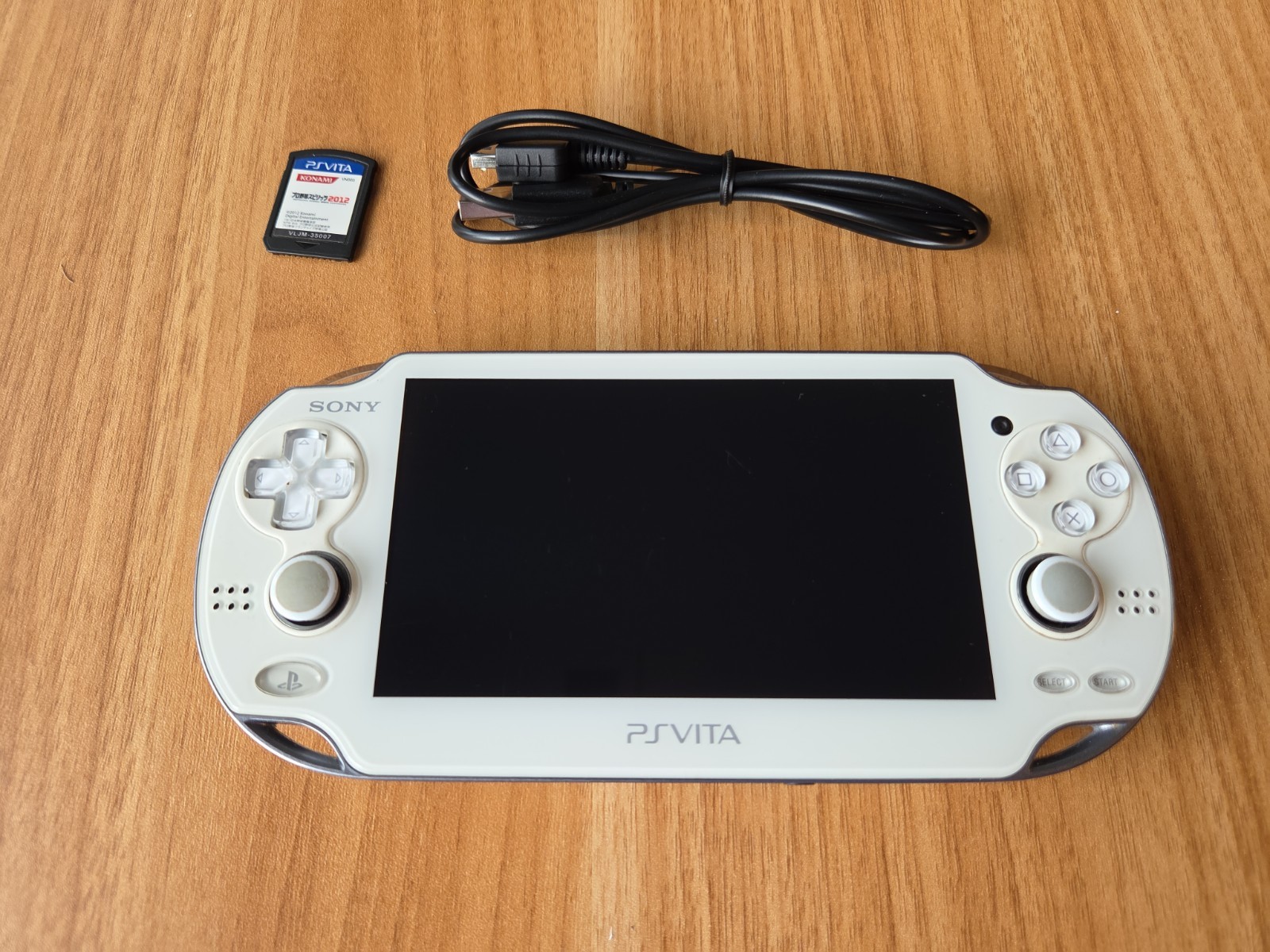 SONY PS Vita PCH-1000 Crystal white W/ Charger