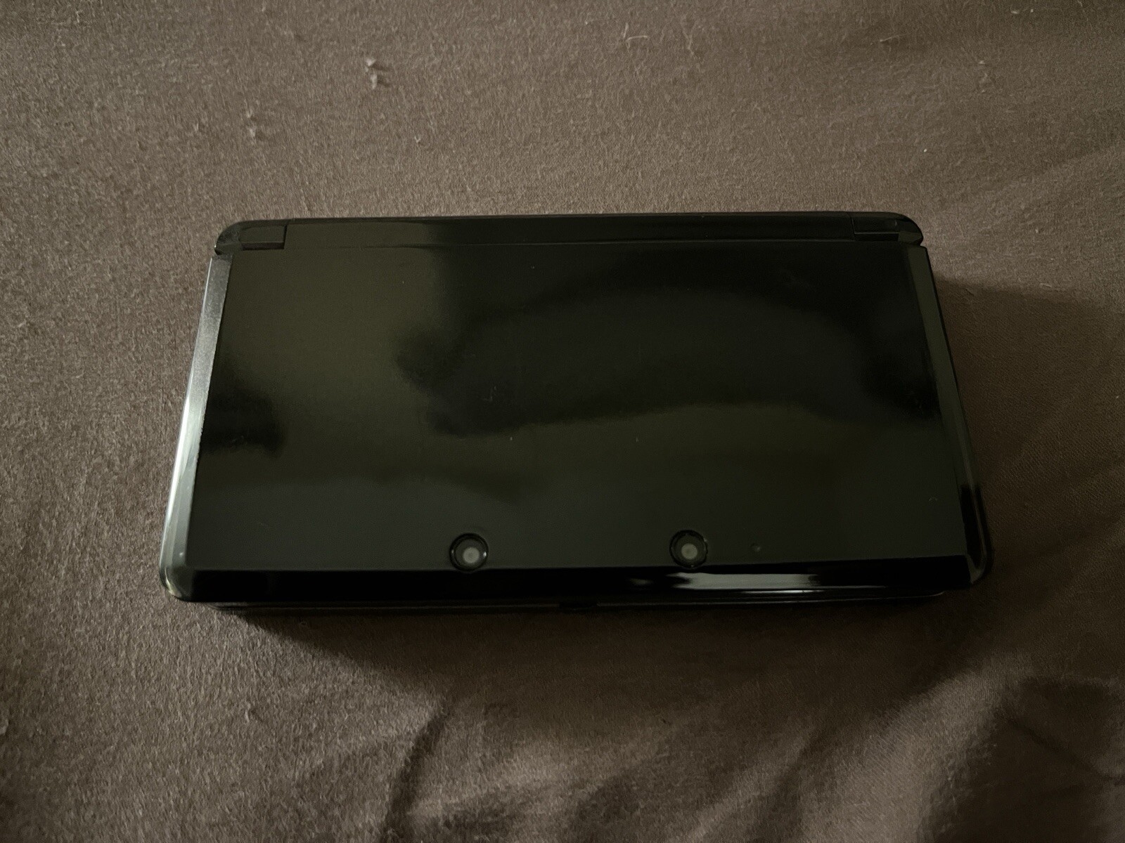 nintendo 3ds 2gb handheld system (cosmo black)