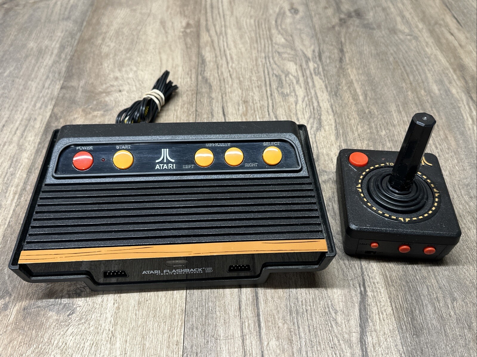 Atari Flashback 5 Classic Game Console With One Controller