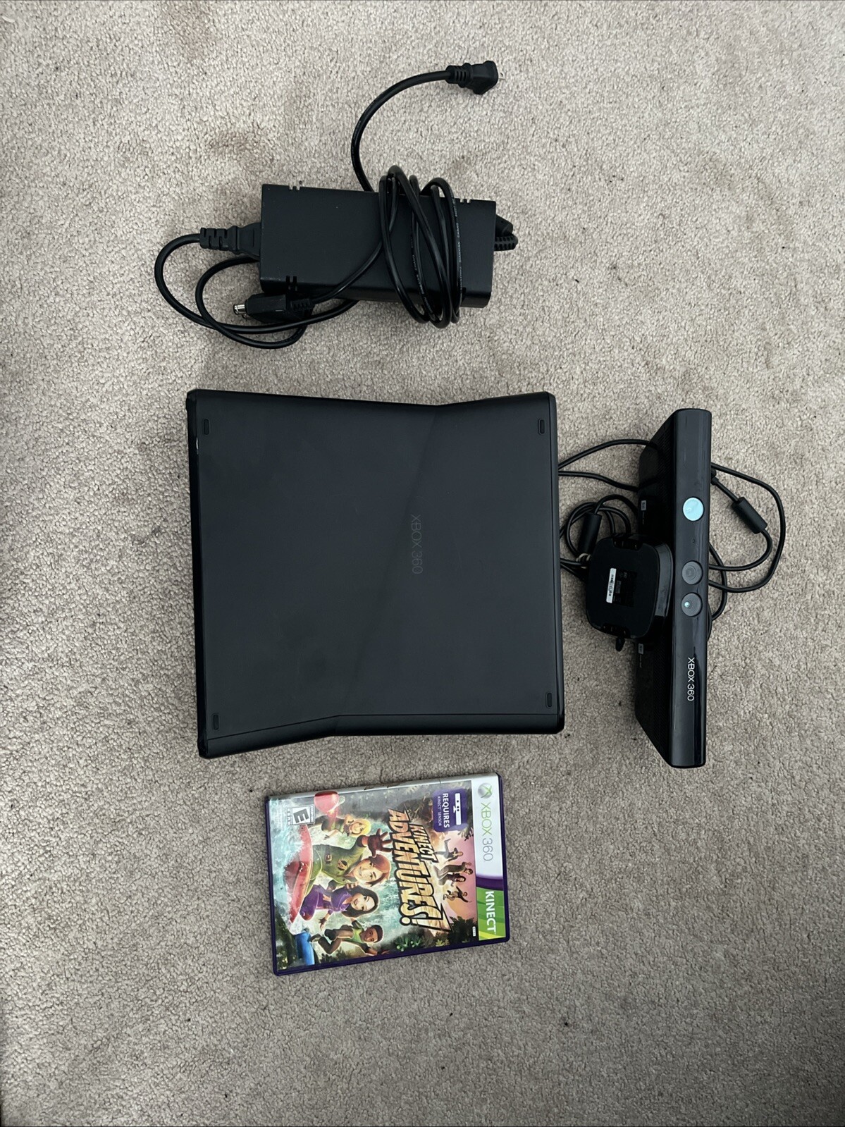 (TESTED) XBOX 360 WITH KINECT ADVENTURES+ SENSOR
