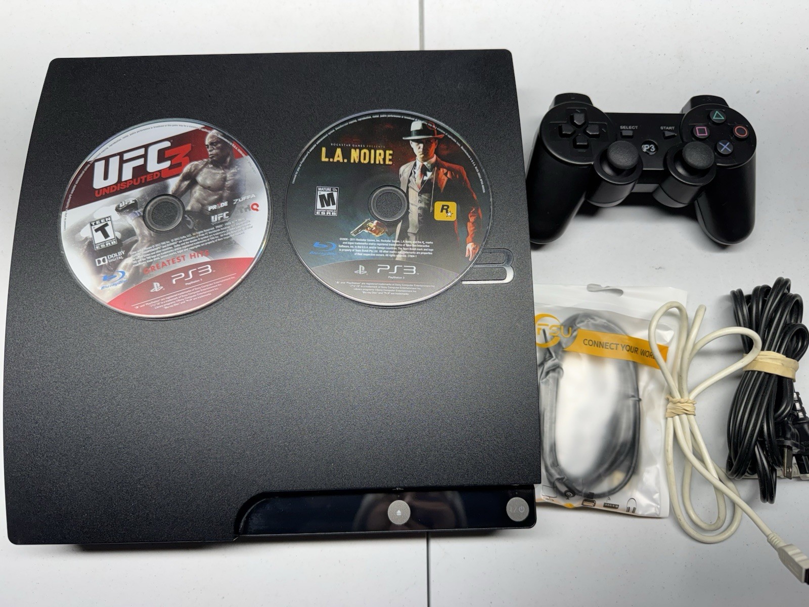 PlayStation 3 Slim CECH-2501A 160GB Black Console w/ Controller + 2 GAMES