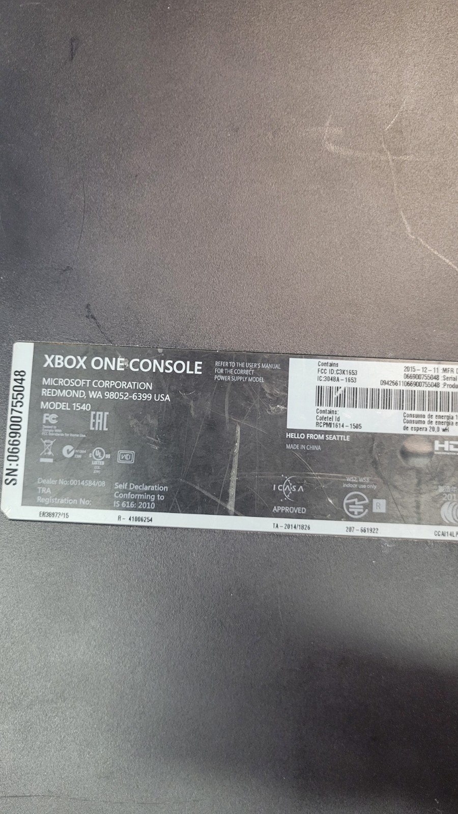 Microsoft Xbox One Elite Bundle 1TB Matte Black Console 1540 One Controller