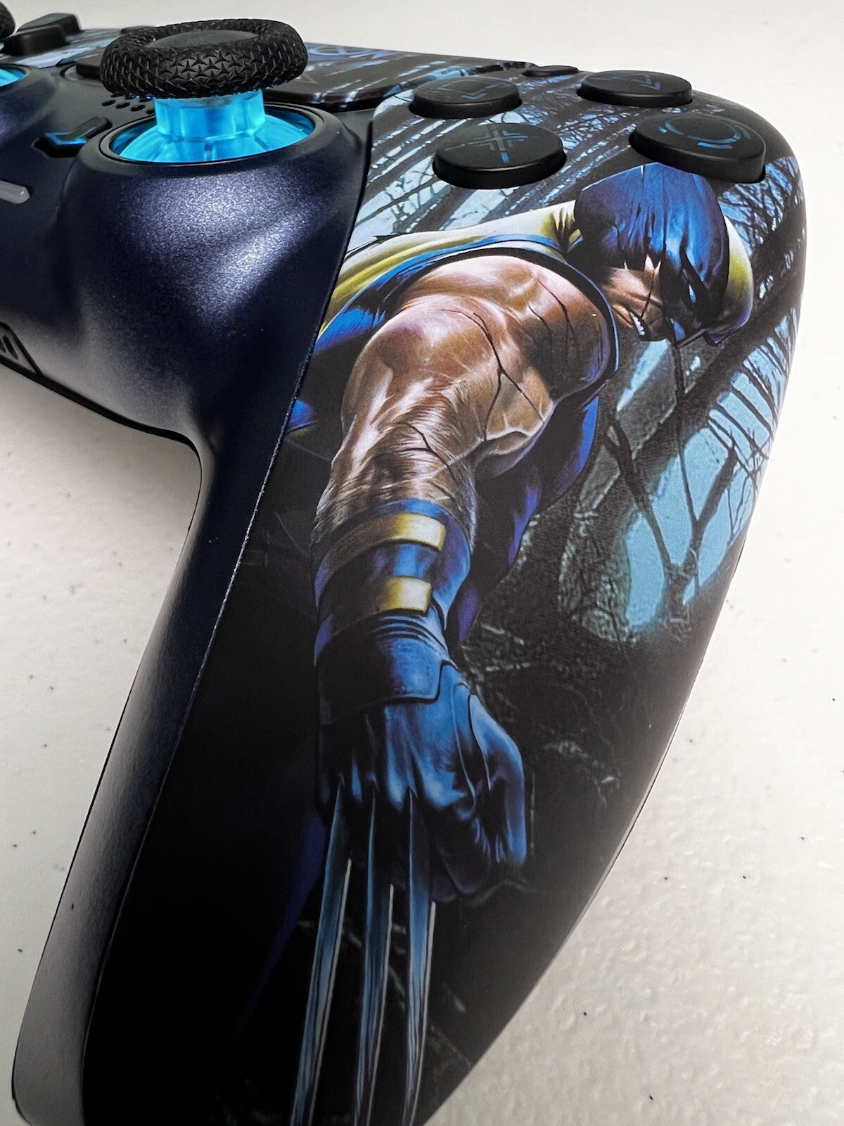 Marvel X-Men Wolverine Deadpool – RGB LED – Custom Controller For PS5 Or PC