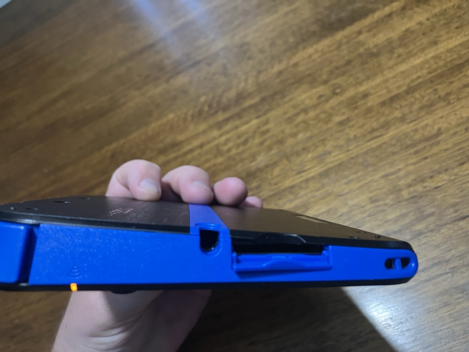 Nintendo 2DS Handheld Console – Black/Blue – Tested **NoCharger No Stylus Or Mem