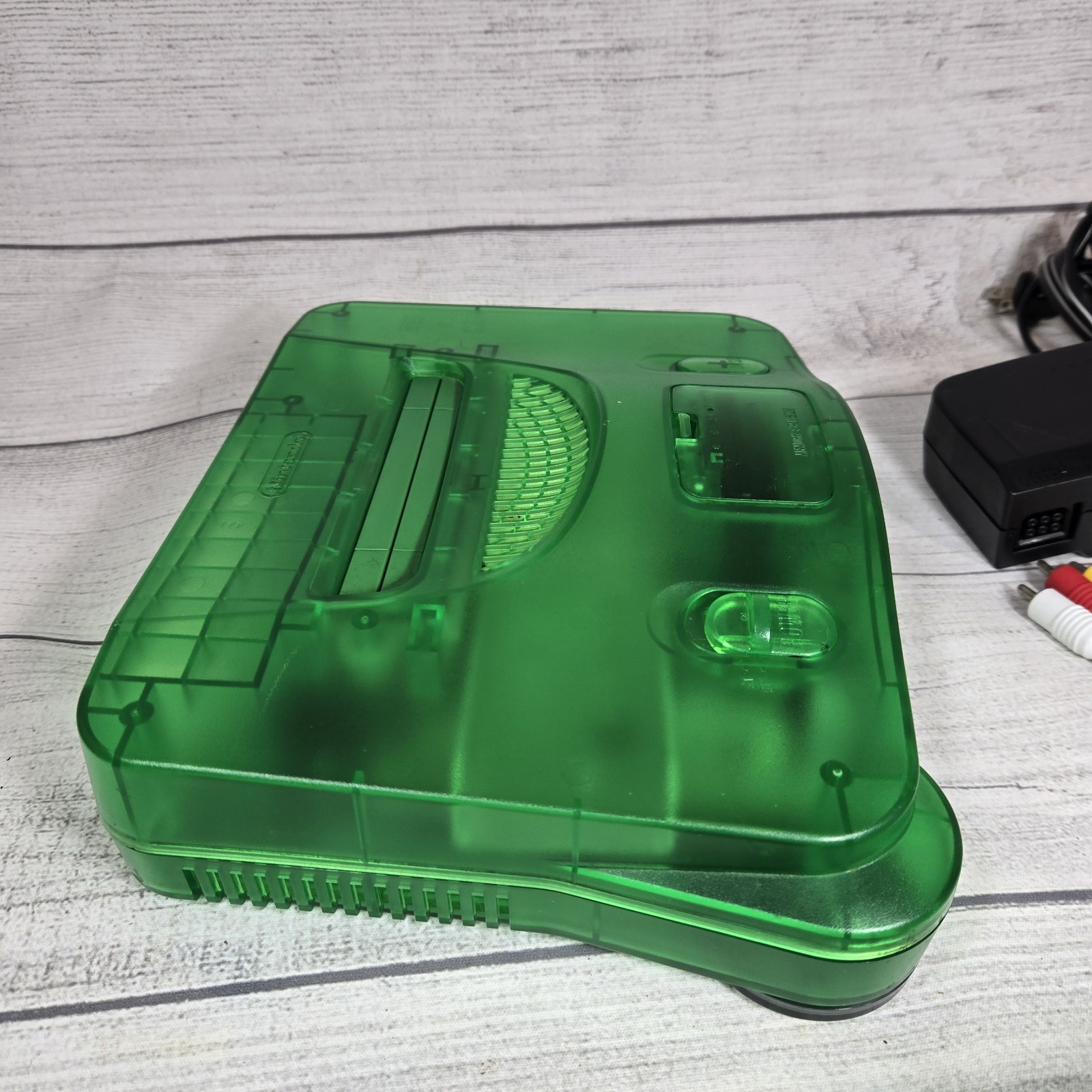 Jungle Green Nintendo 64. N64 Controller. OEM Power Adapter & A/V Tested