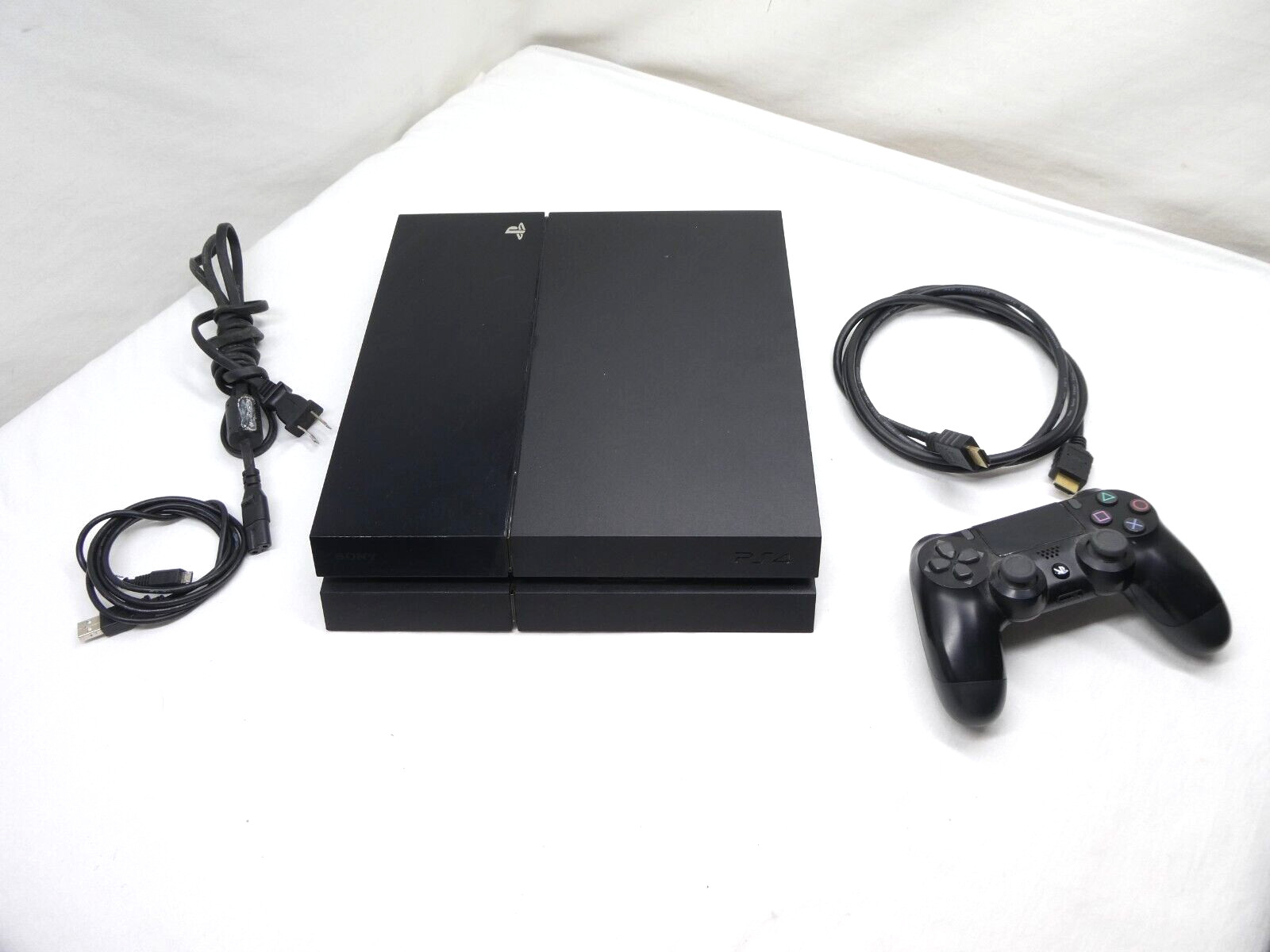 Sony PlayStation 4 500GB Jet Black Console with controller Tested & working