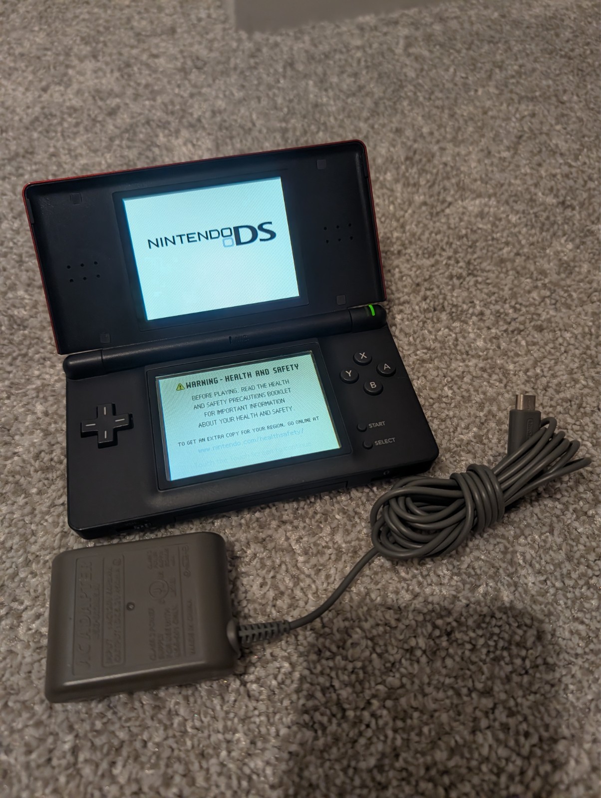 Nintendo DS Lite Crimson Handheld System – Red/Black