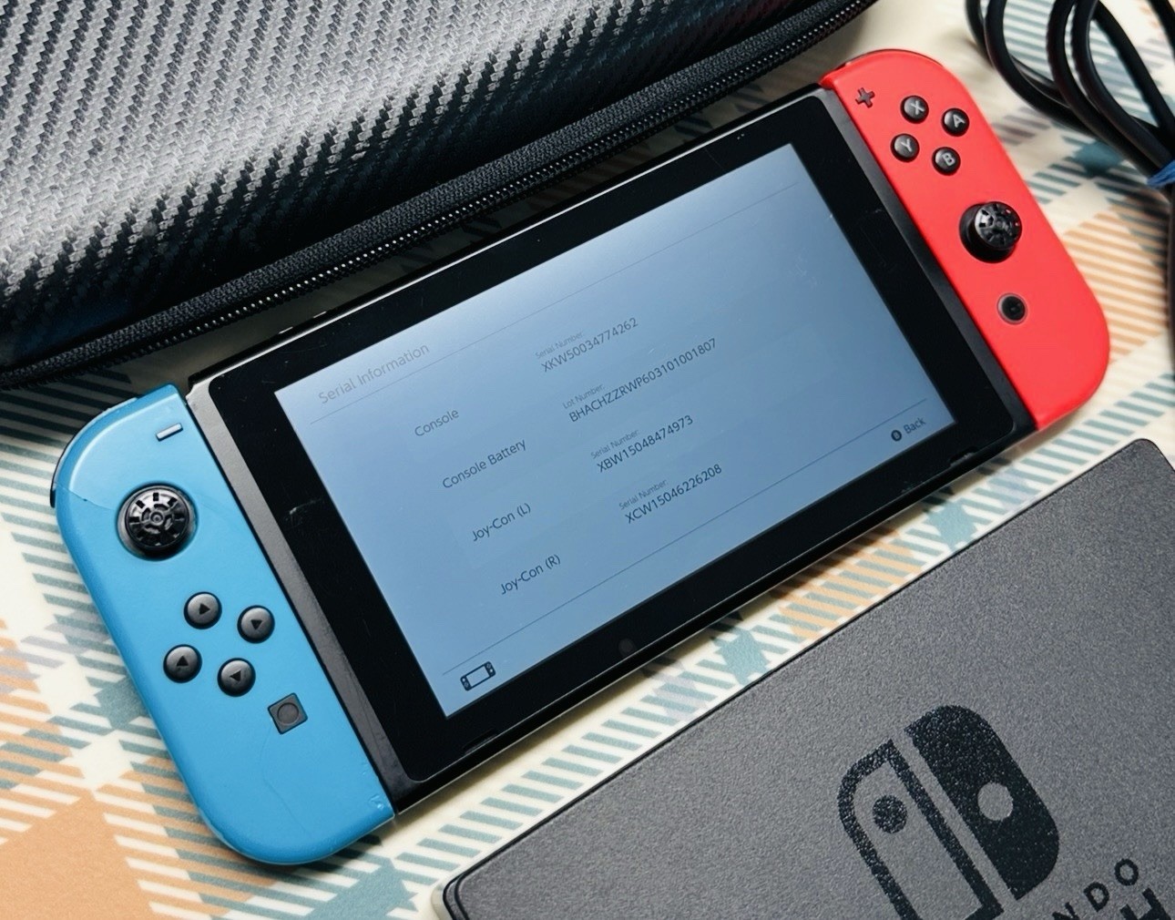 Nintendo Switch 32GB V2 Console Neon Red Blue JoyCons Tested READ 4262