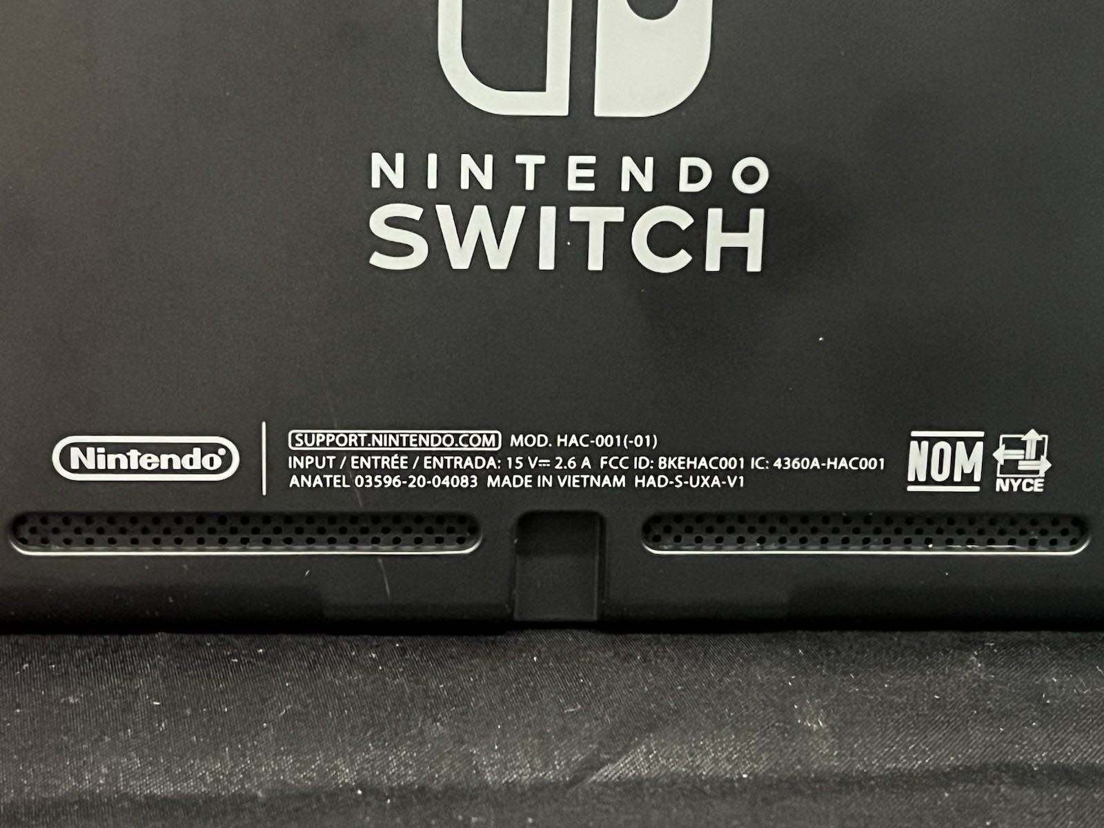 Nintendo Switch 32GB Handheld Console – Neon Red/Neon Blue Hac-001