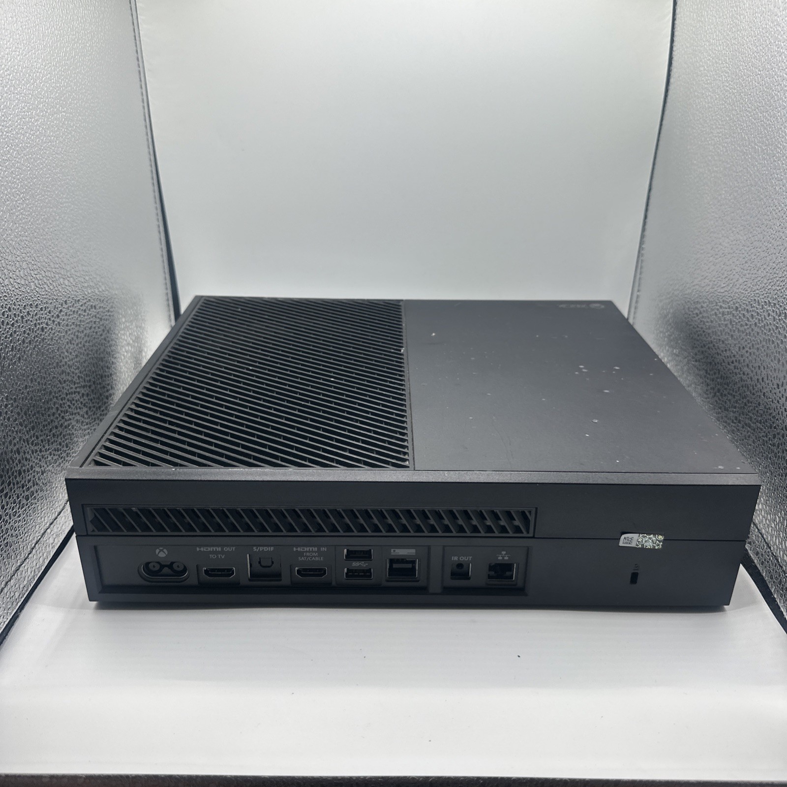 Xbox One 500GB Console – W/ Games & Controller – Tested & Working