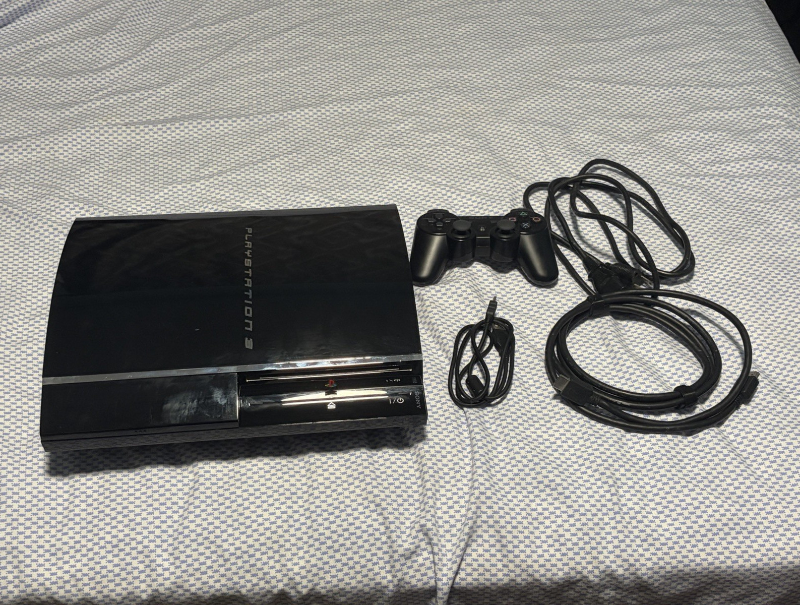 Sony PlayStation 3 (CECHE01) 80GB Black Console Bundle w/ DualShock, HDMI, Wi-Fi