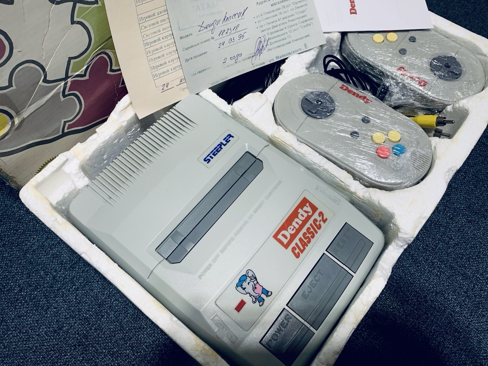 Dendy Classic 2 Steepler 8-bit Famiclone (Nes) Collectible Game Console (Rare)